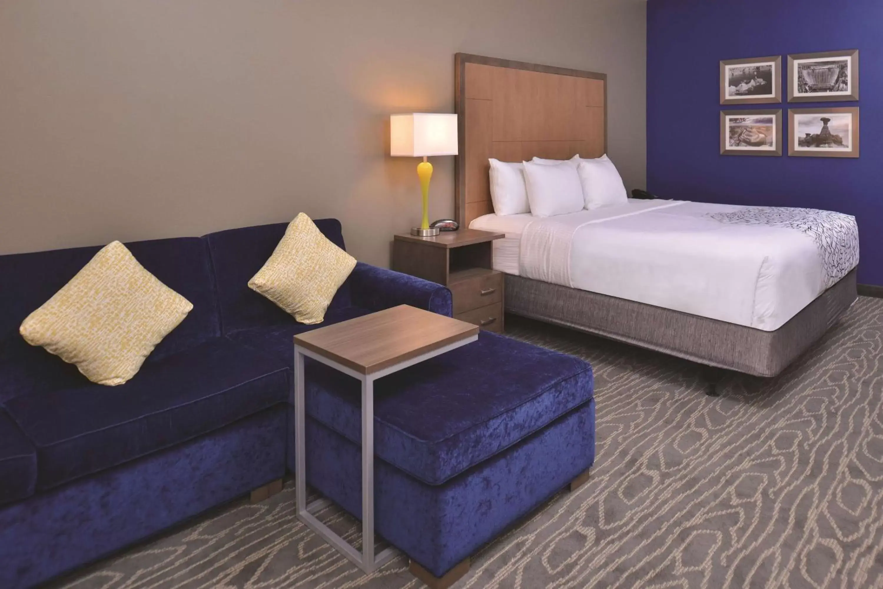 Deluxe King Room - Mobility Access/Non-Smoking in La Quinta by Wyndham Page at Lake Powell Deluxe King Room - Mobility Access/Non-Smoking in La Quinta by Wyndham Page at Lake Powell