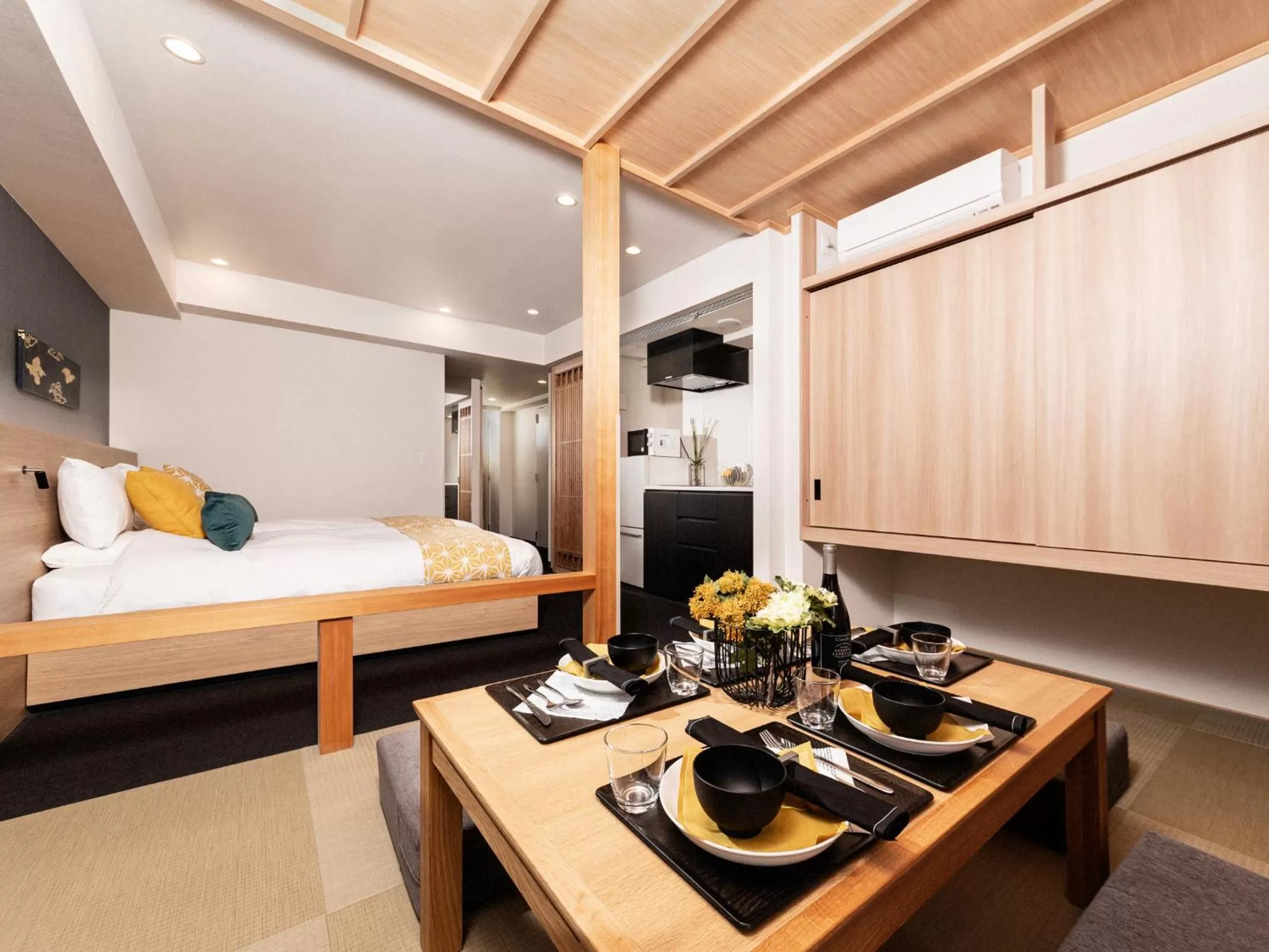 Japanese Apartment in MIMARU Kyoto Shinmachi Sanjo