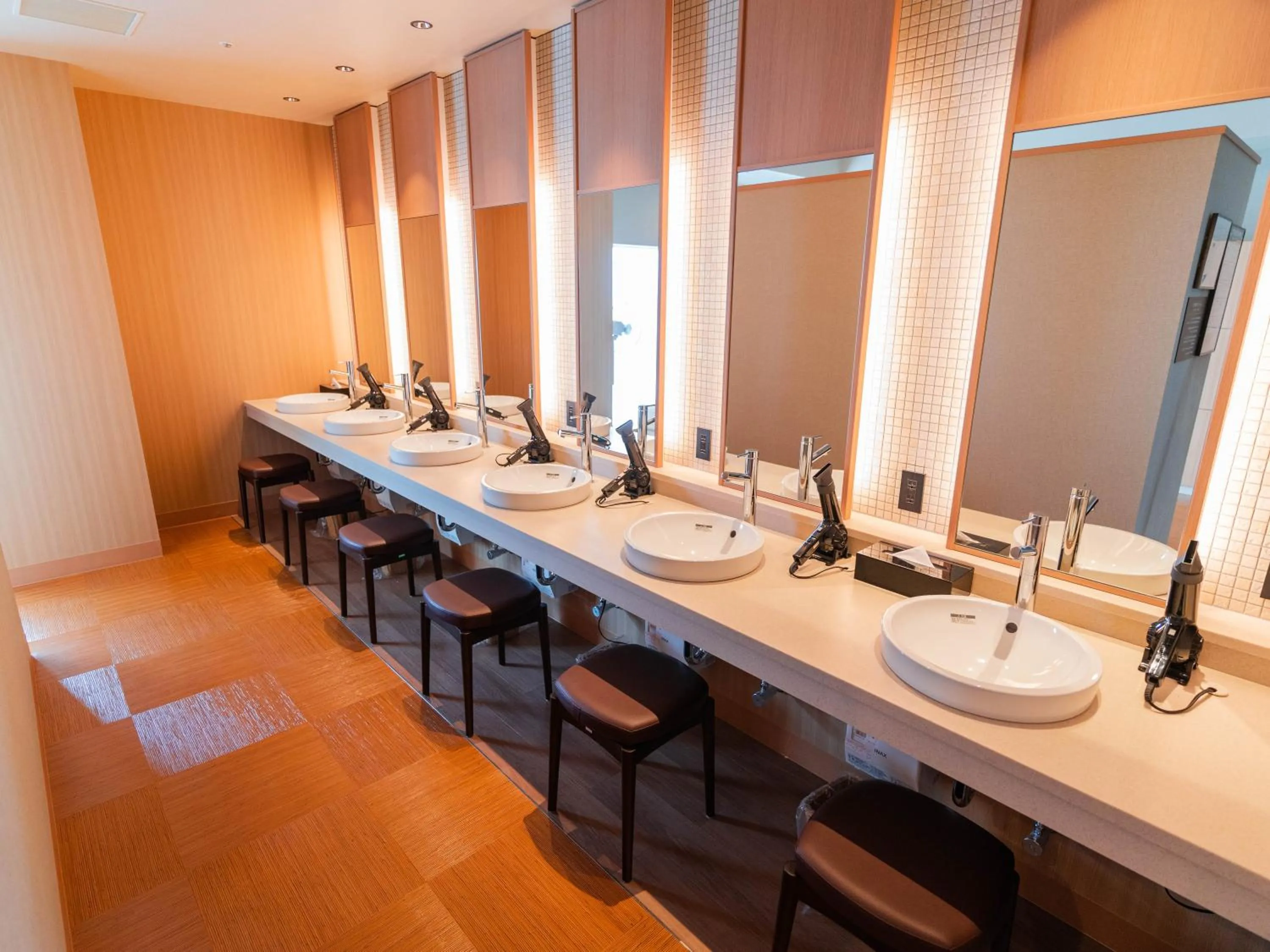 Hot Spring Bath in Hakodate Yunokawa Onsen Umi to Akari Hewitt Resort