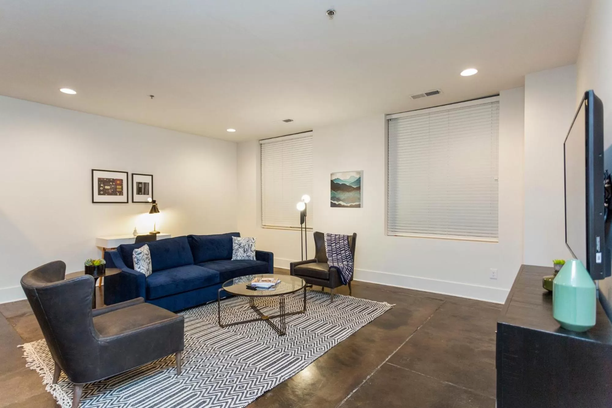 TV and multimedia in Mint House at The Reserve - Nashville