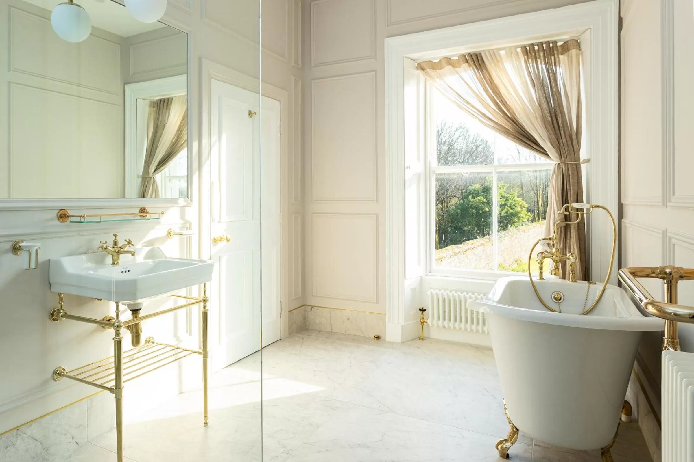 Bath in Liss Ard Estate