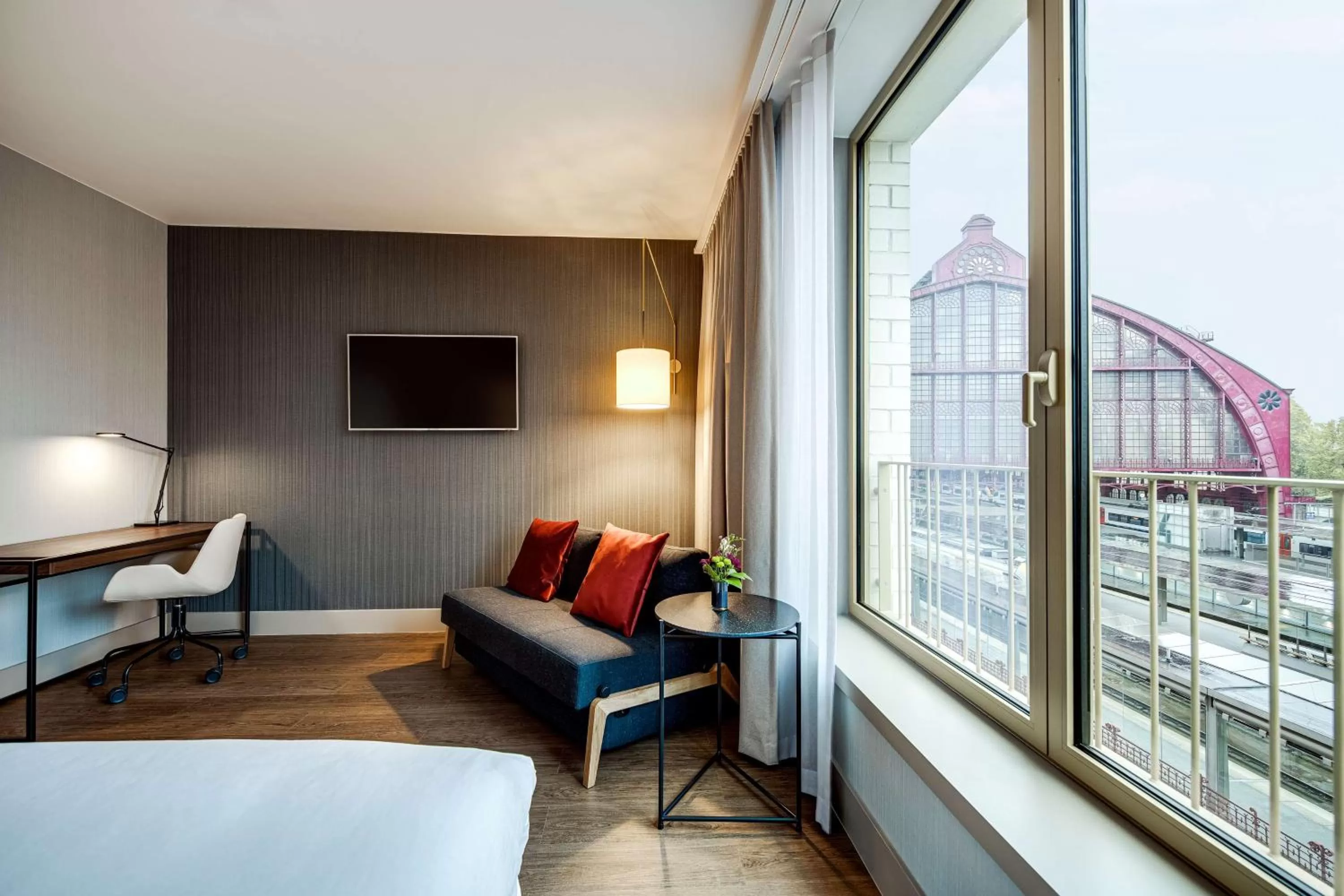 Premium Double Room with View in NH Collection Antwerp Centre