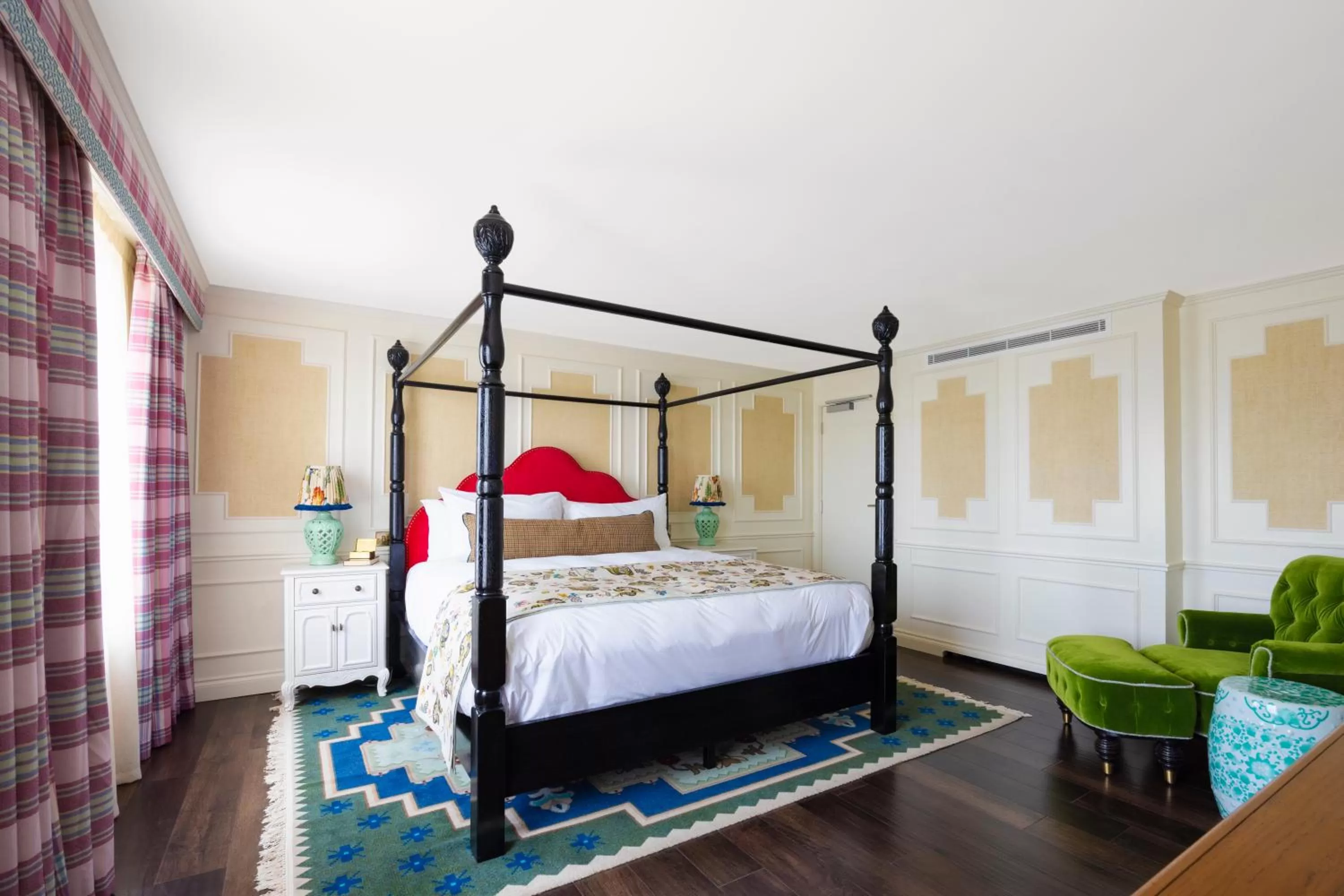 Bedroom, Bed in Graduate by Hilton Cambridge