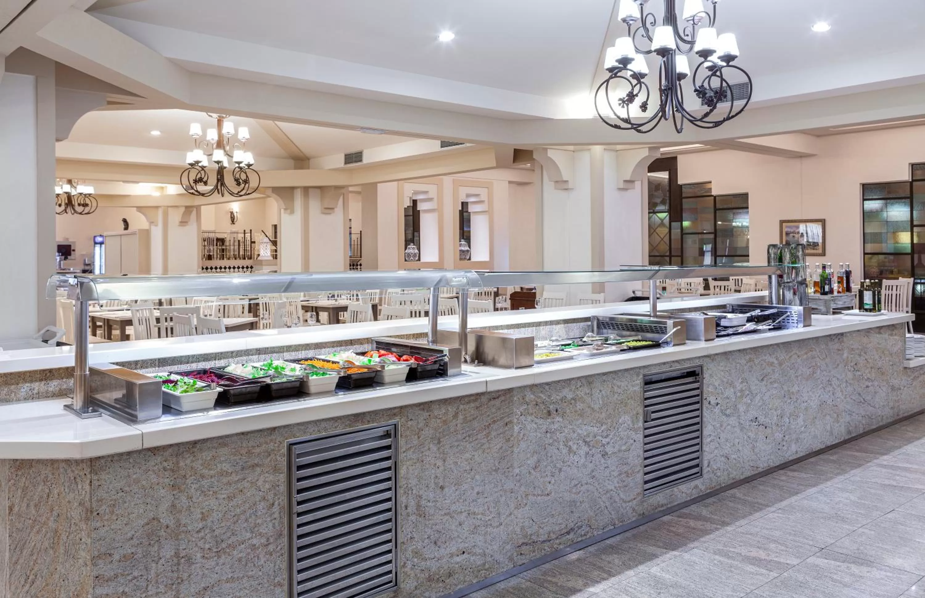 Restaurant/places to eat in Playacanela