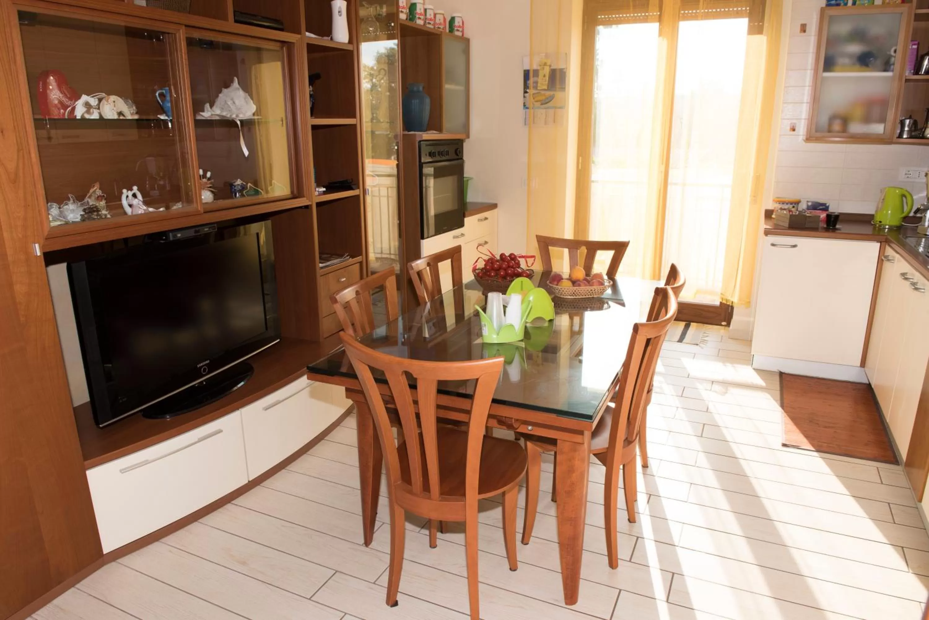Kitchen or kitchenette in B&B S Home