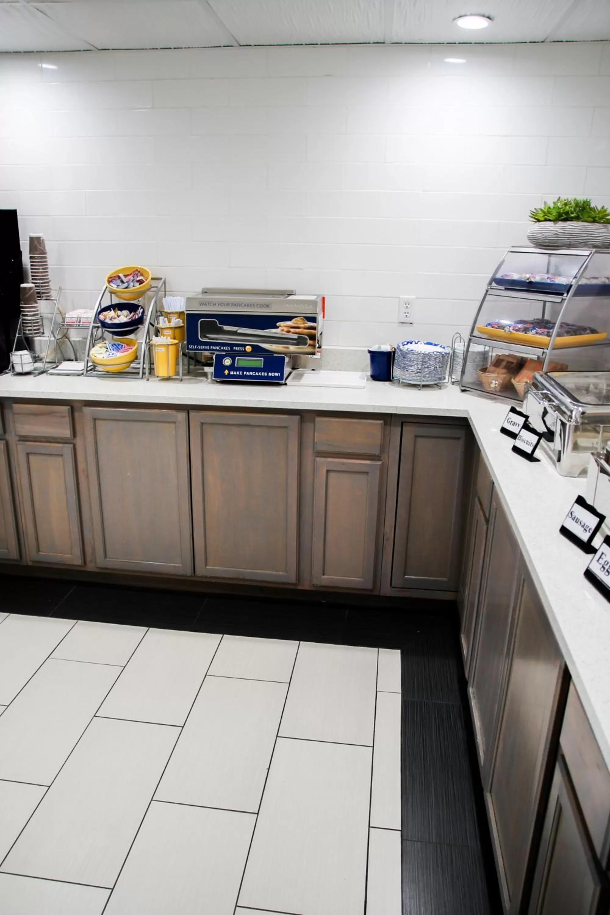 Breakfast in Days Inn by Wyndham Amarillo - Medical Center