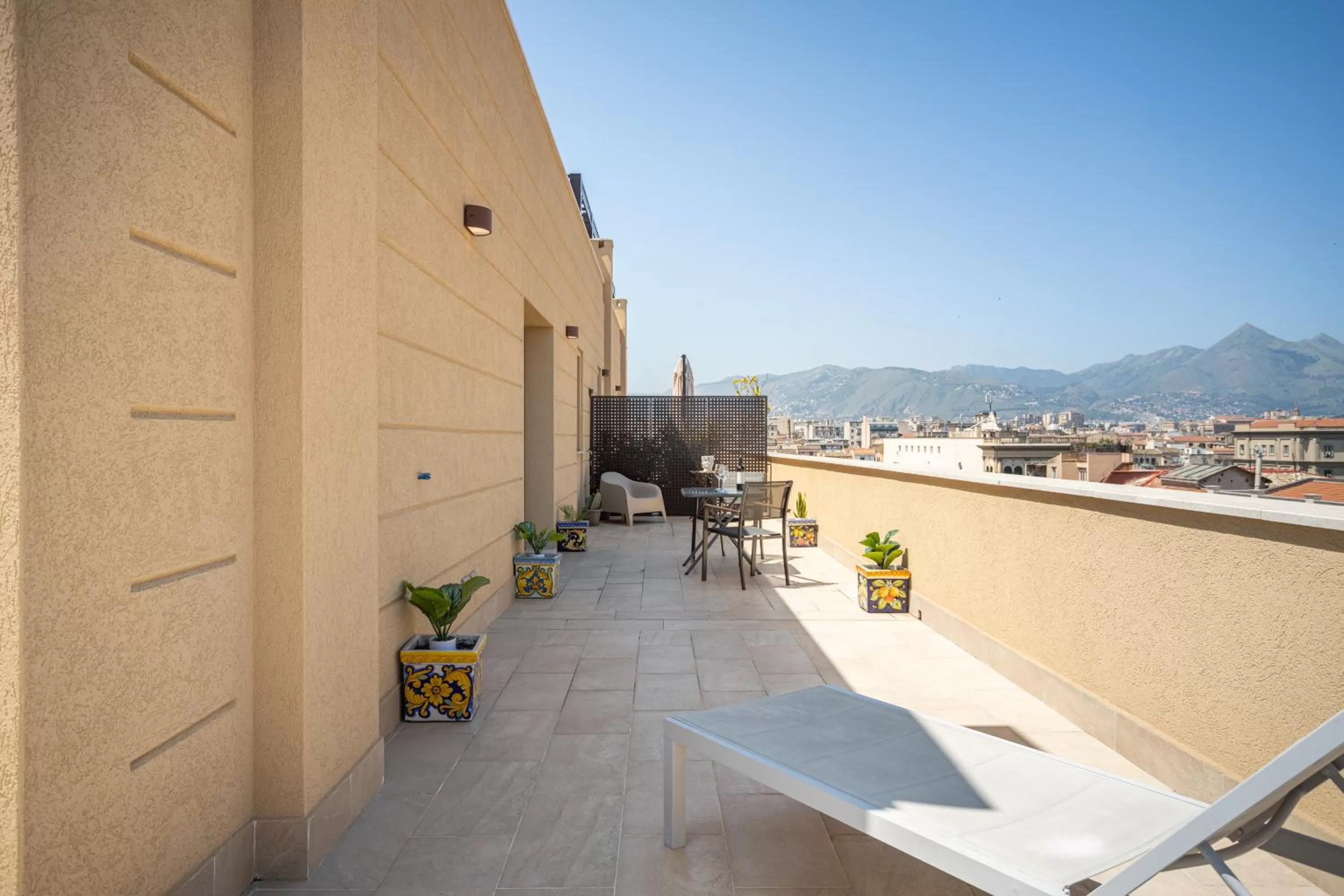 Balcony/Terrace in Solemar Sicilia - Multi Suite