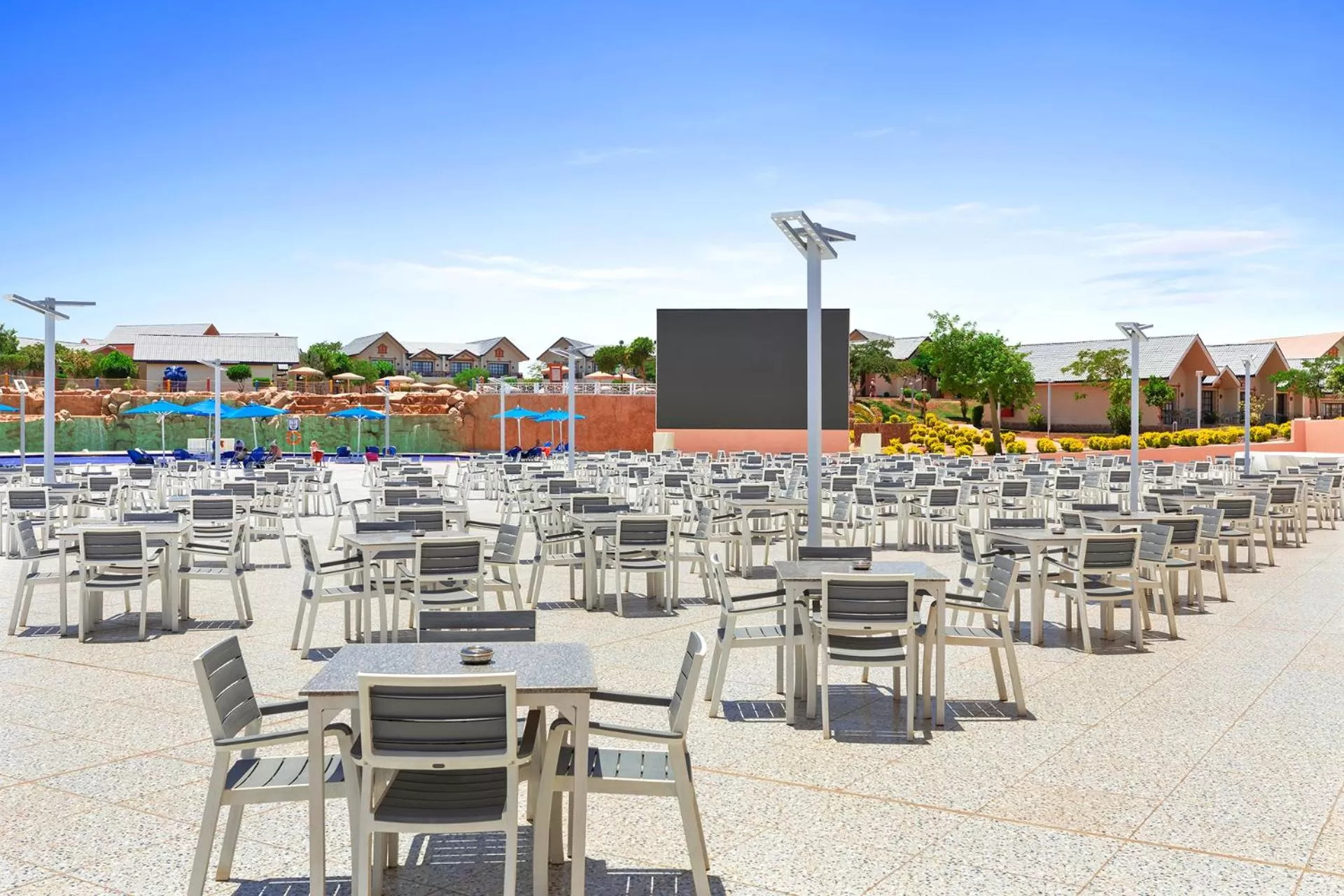 Lounge or bar in Neverland City Hurghada - Pickalbatros