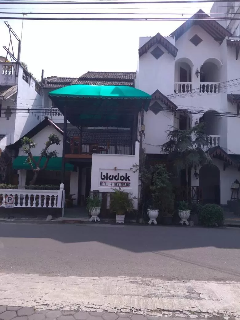 Property building in Bladok Hotel & Restaurant
