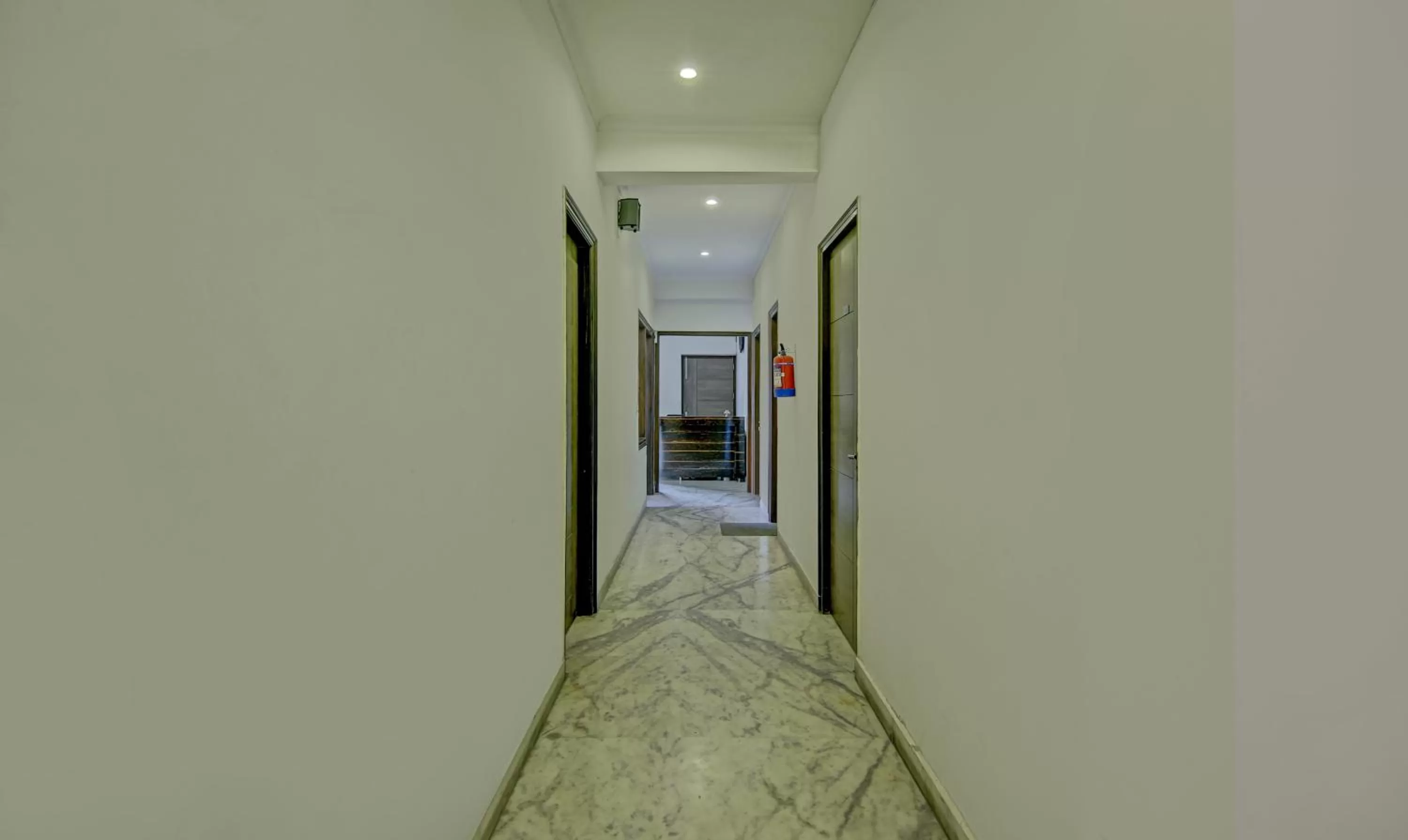 Lobby or reception in Itsy Hotels Swastika Inn Sector 26