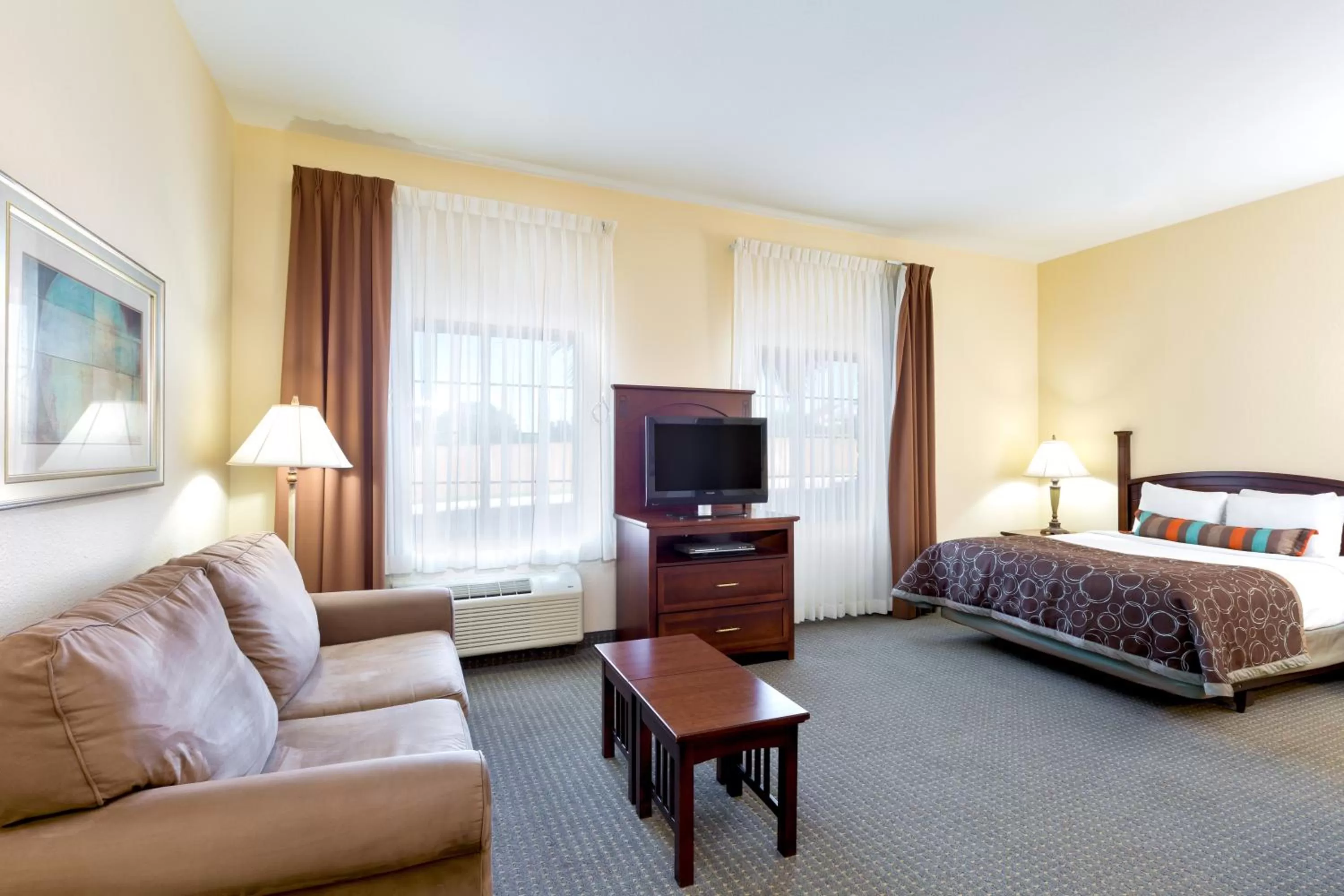 TV and multimedia, Bed in Staybridge Suites McAllen by IHG