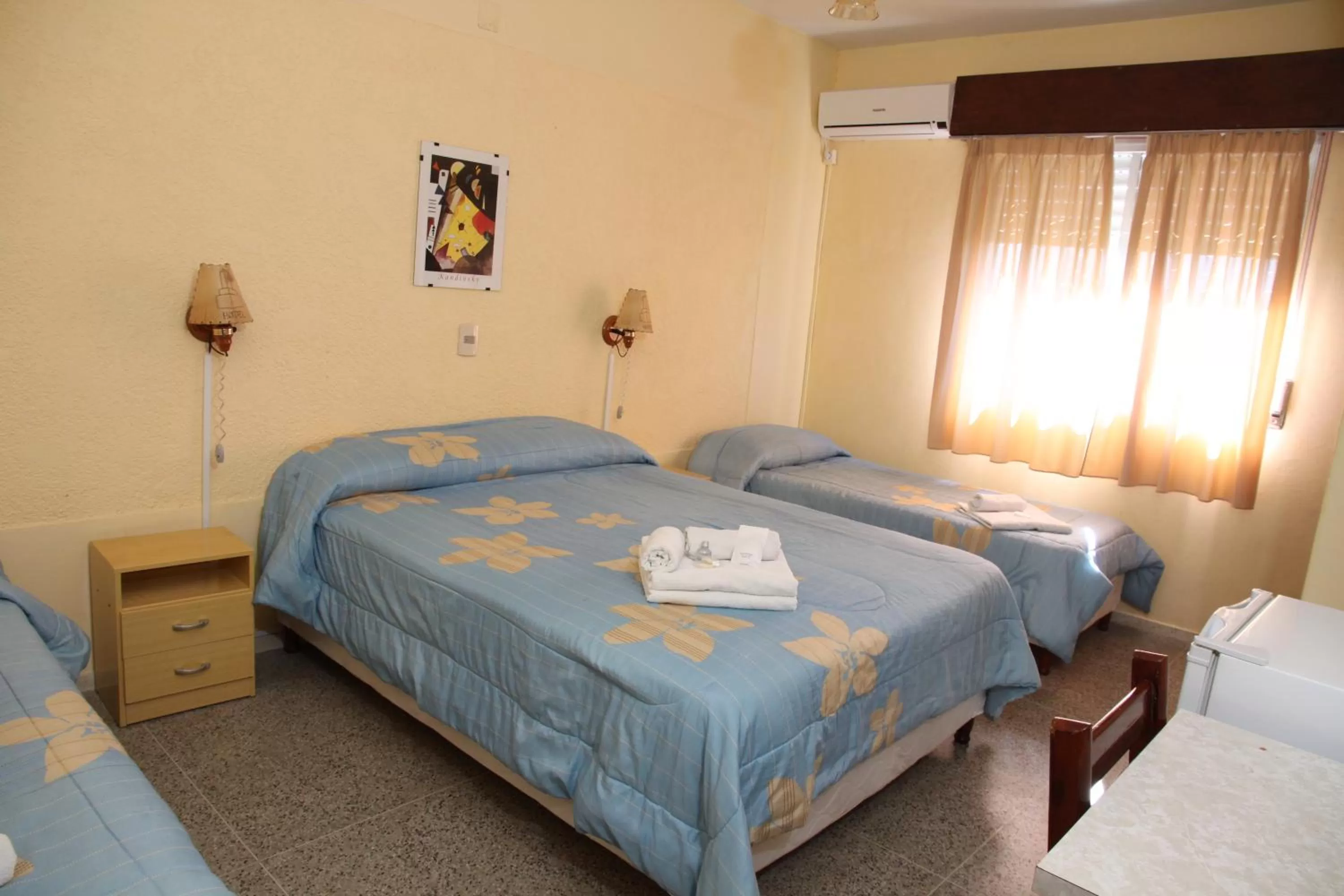 Bed in Hotel Internacional