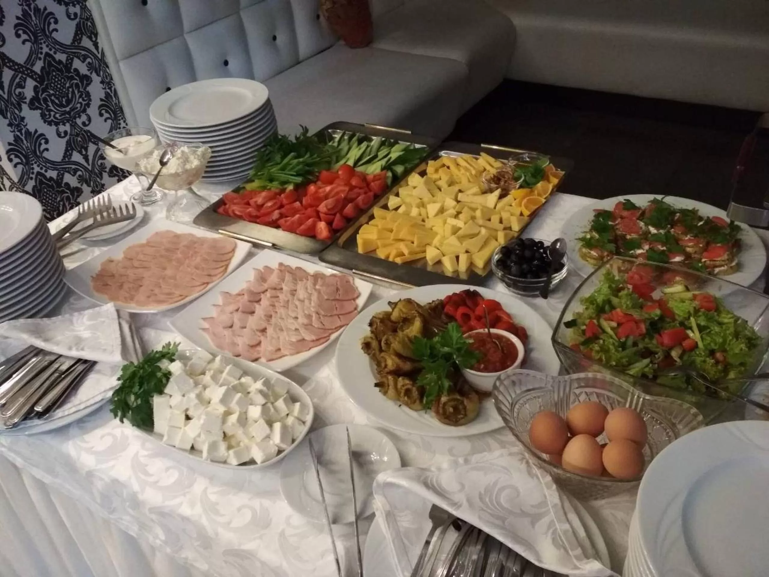 Restaurant/places to eat in Manhattan Hotel & Restaurant