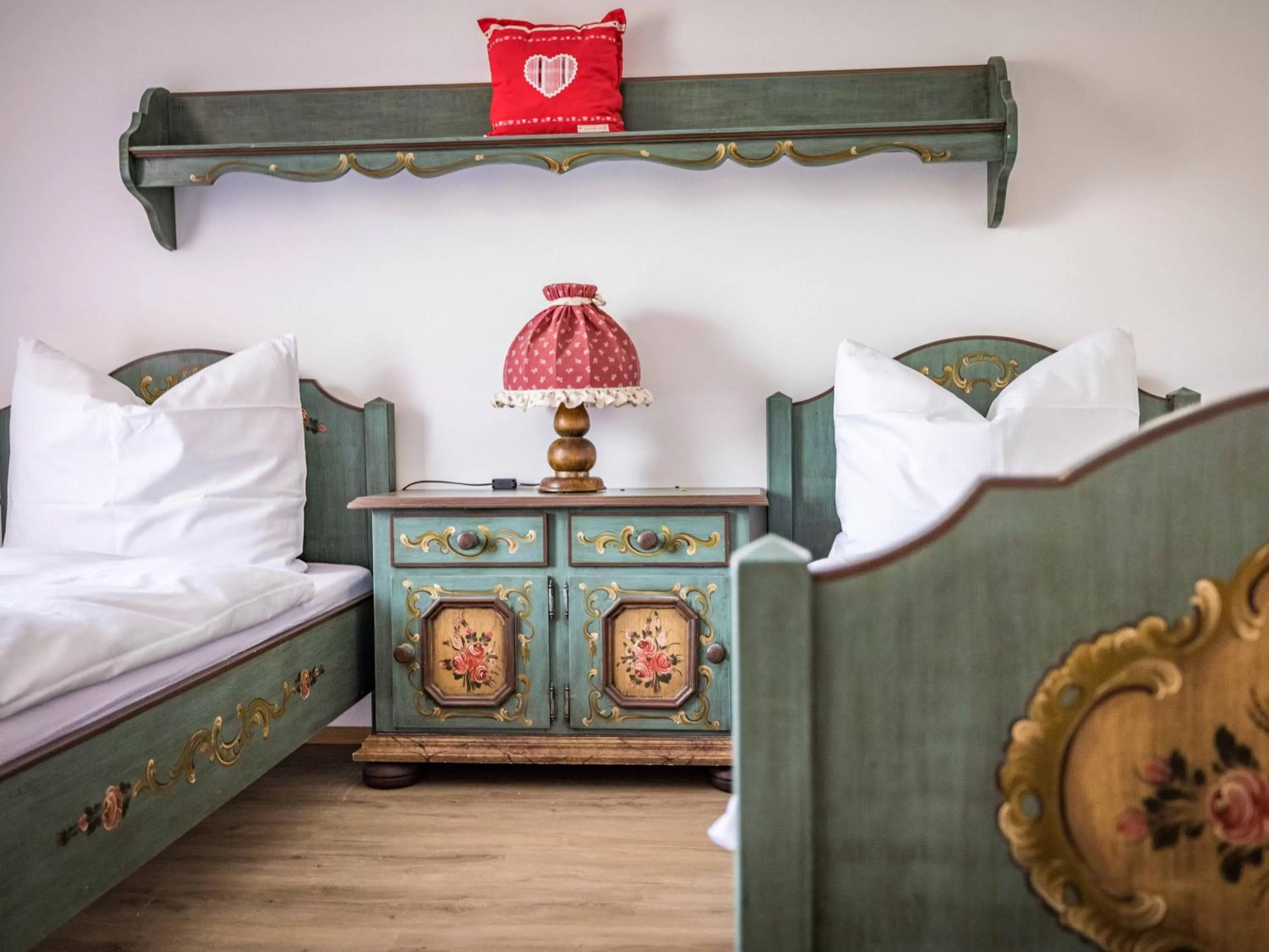 Photo of the whole room in Hotel Am Rupertuspark