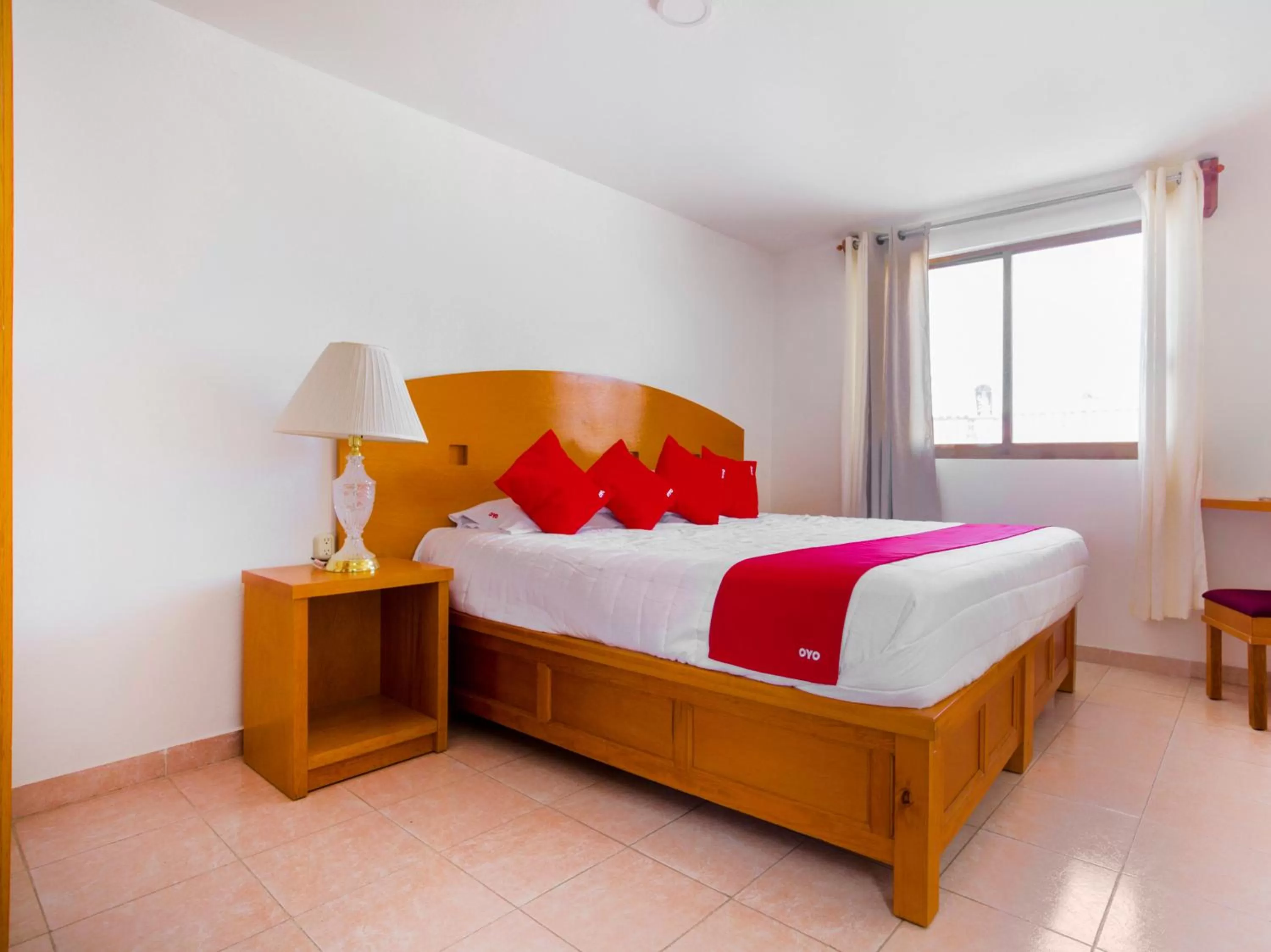 Bedroom in OYO Hotel Montes, Atlixco Puebla