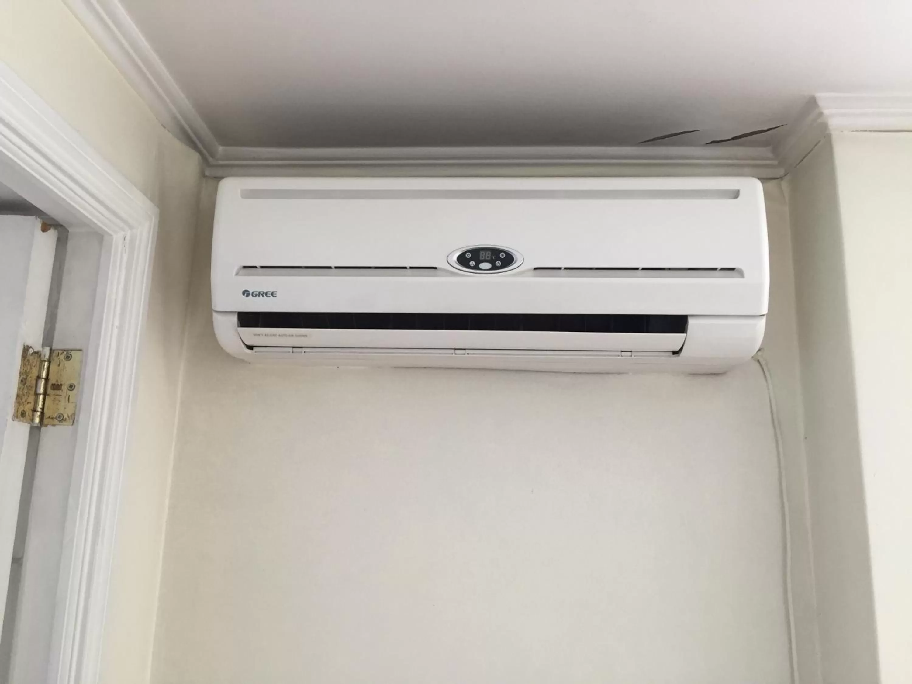 Bedroom, Bathroom in Aconcagua Apartments