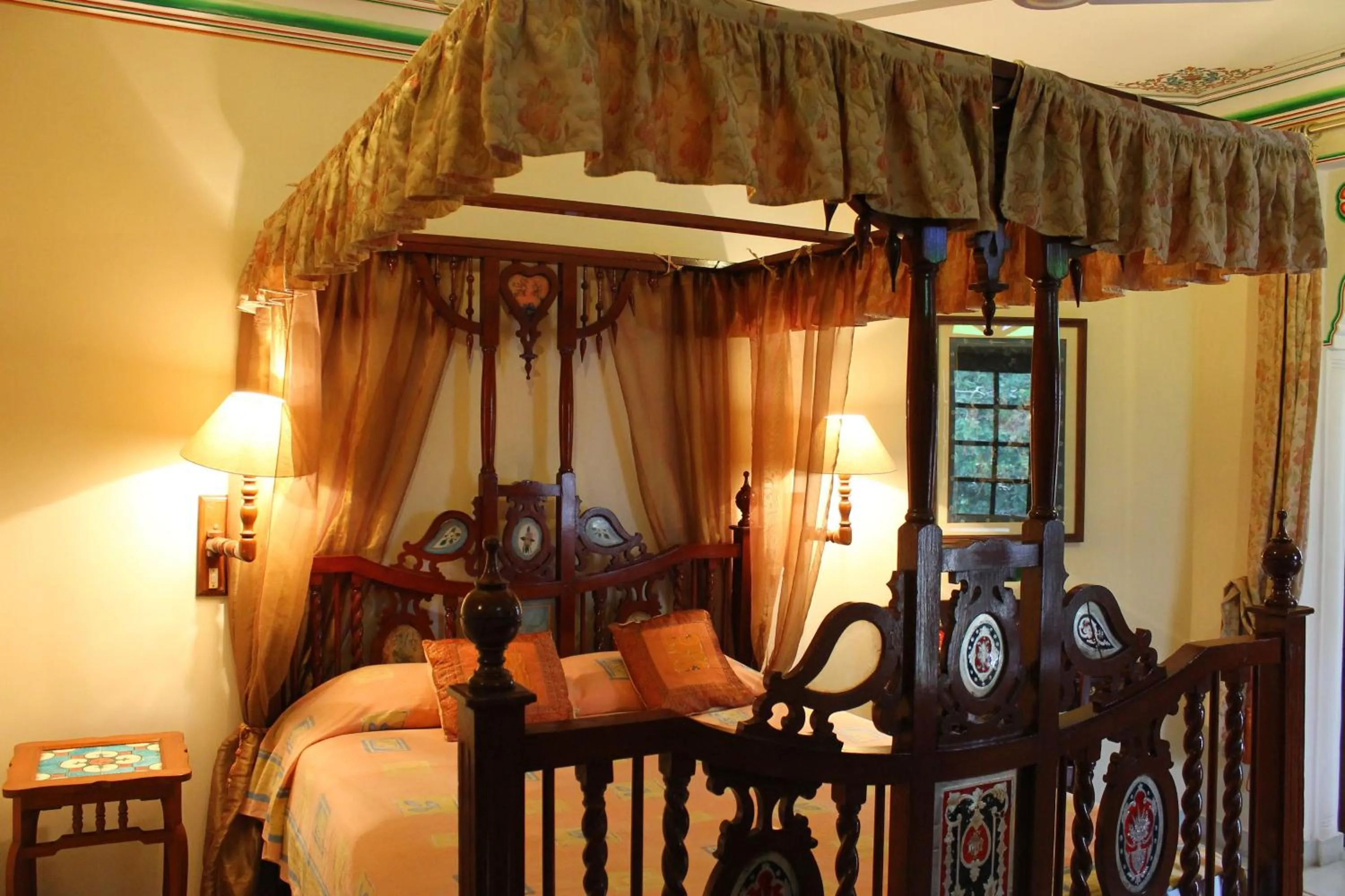 Bed in Madhuban - A Heritage Home