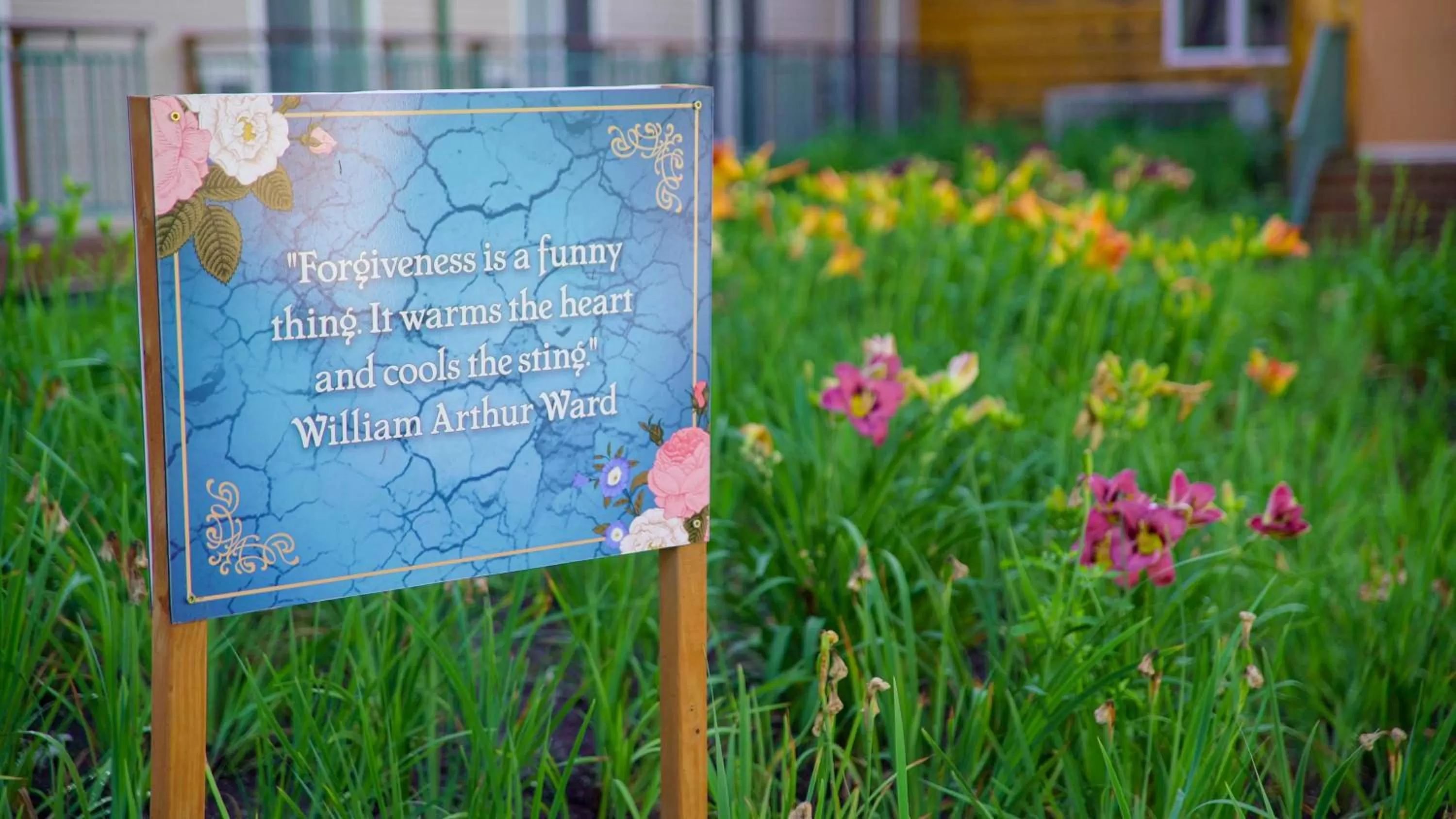 Garden in Pike's Waterfront Lodge