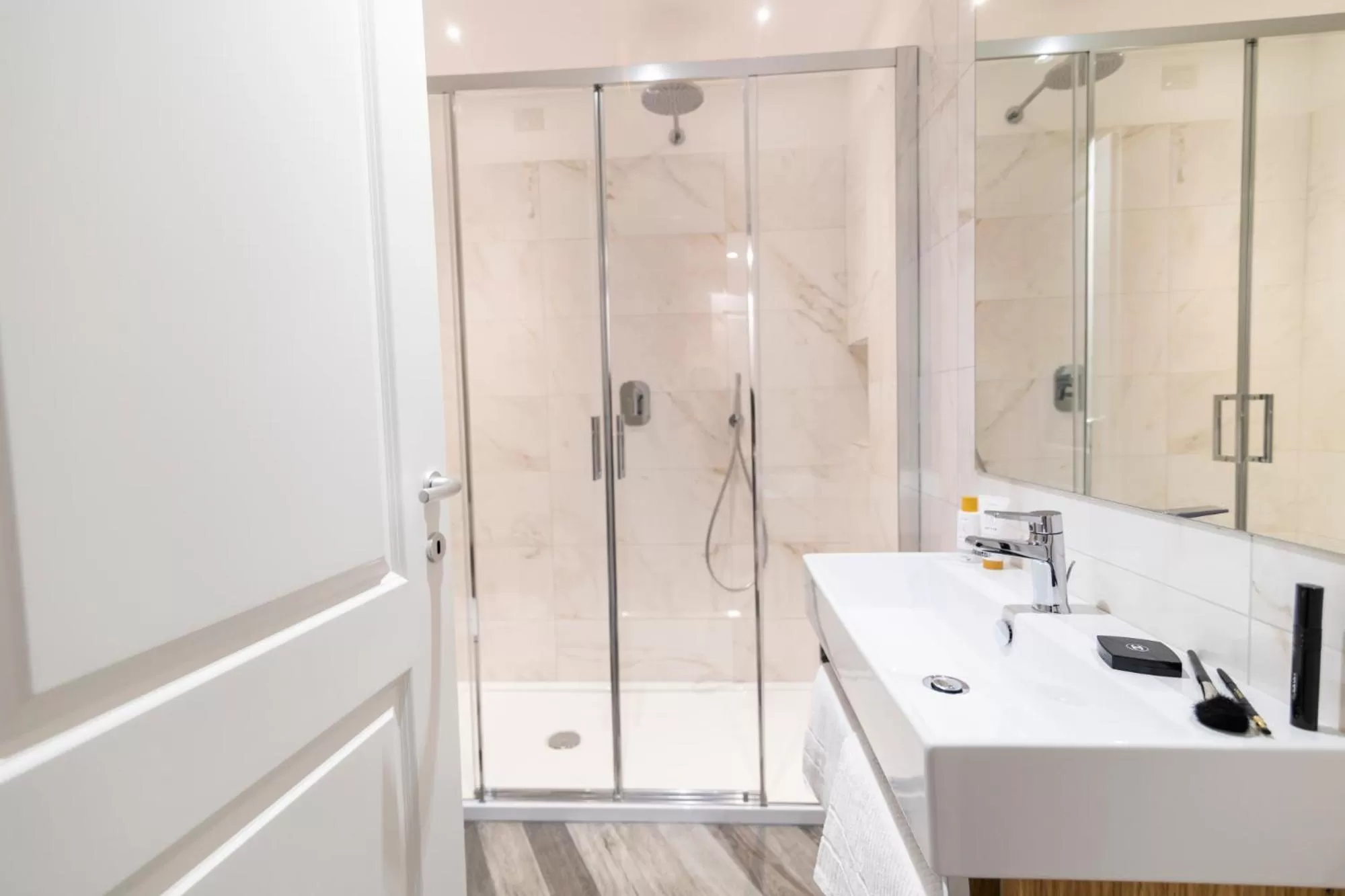 Bathroom in Eccelso Hotel