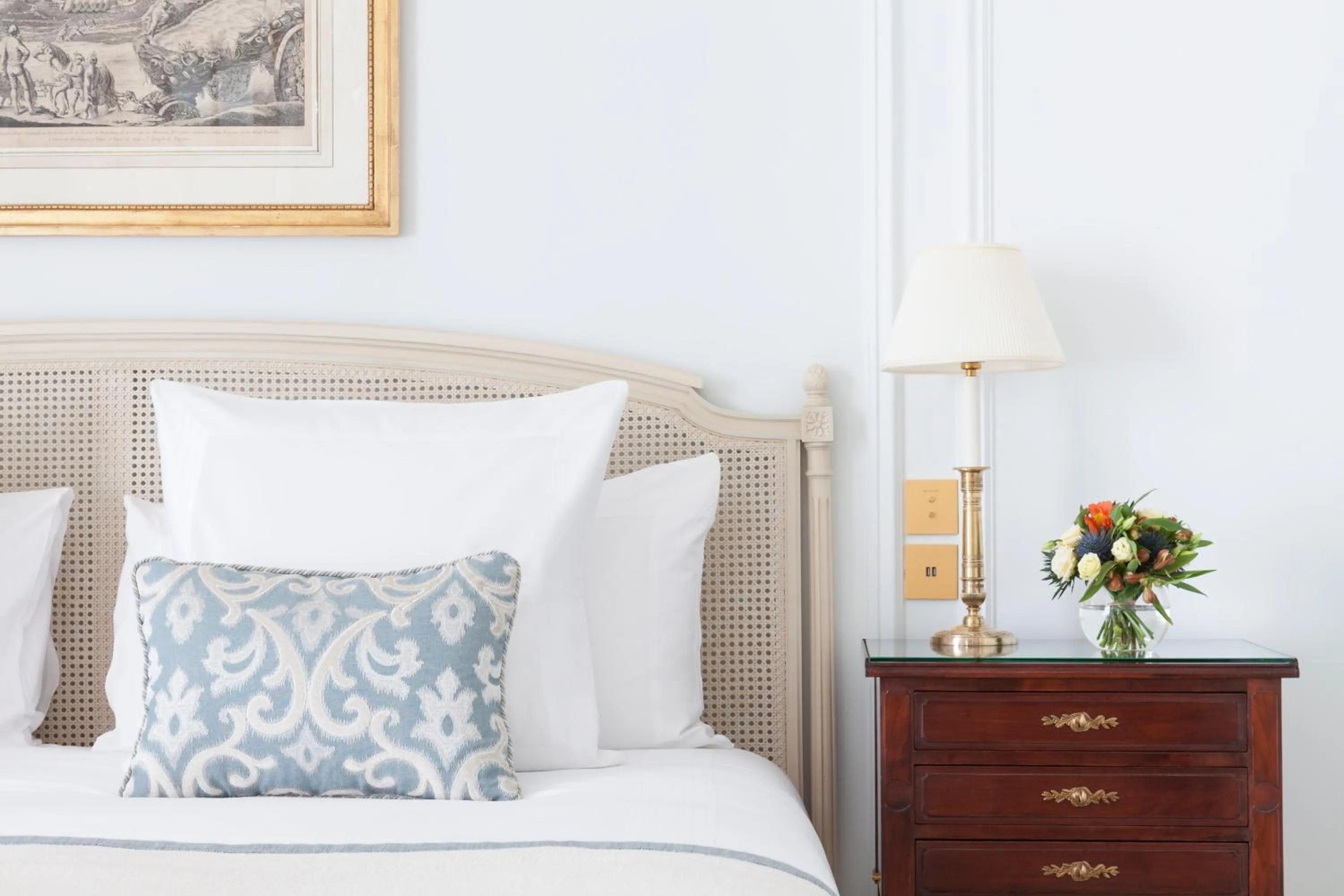 Bed in Le Bristol Paris, Oetker Hotels