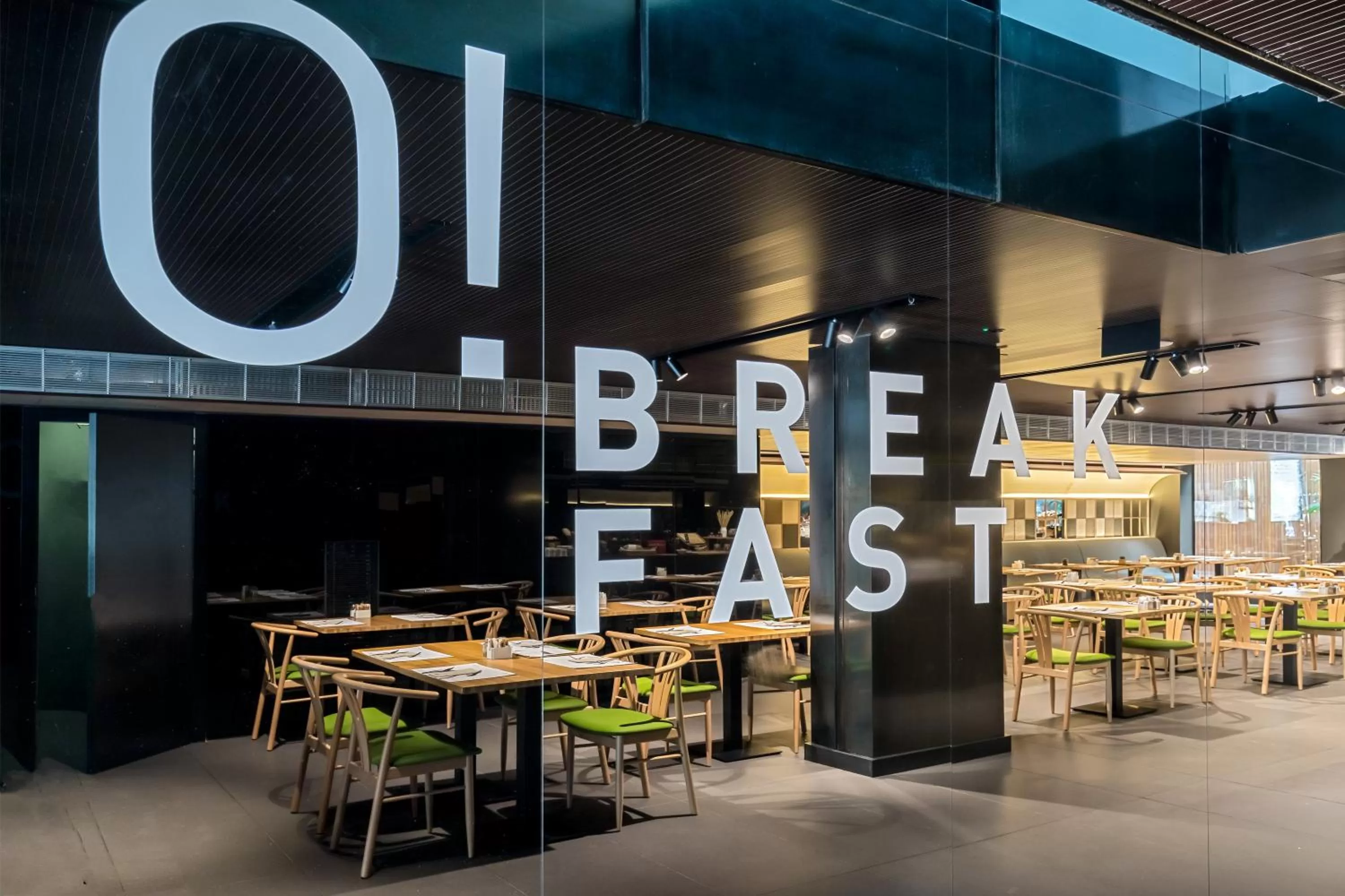 Restaurant/places to eat in Occidental Diagonal 414