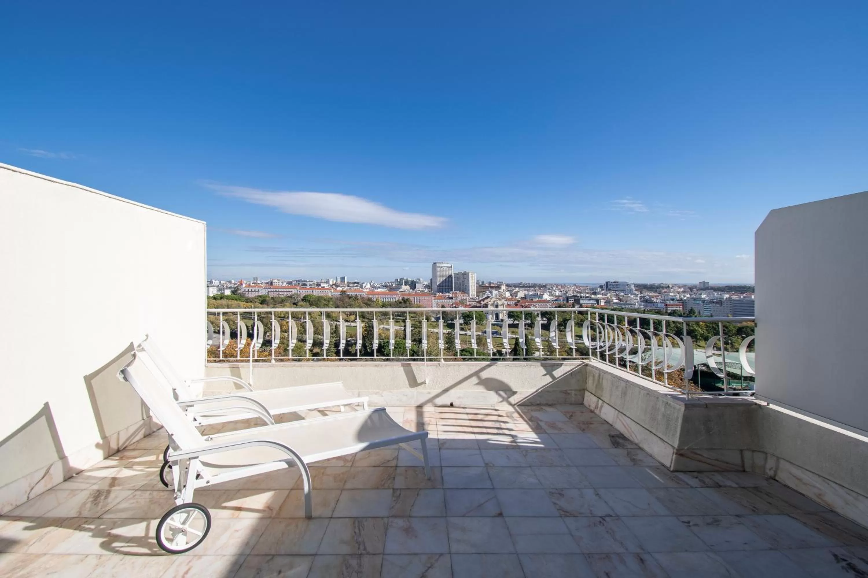 Bedroom in SANA Rex Hotel