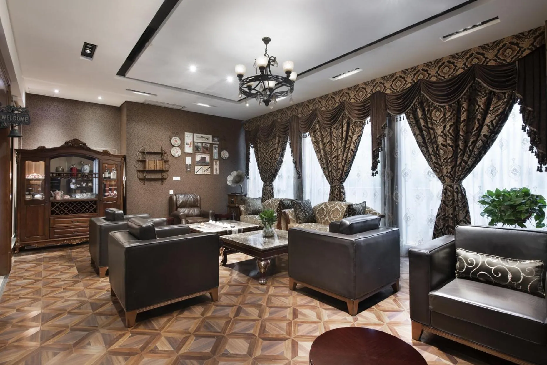 Restaurant/places to eat in Crowne Plaza Nanchang Riverside, an IHG Hotel