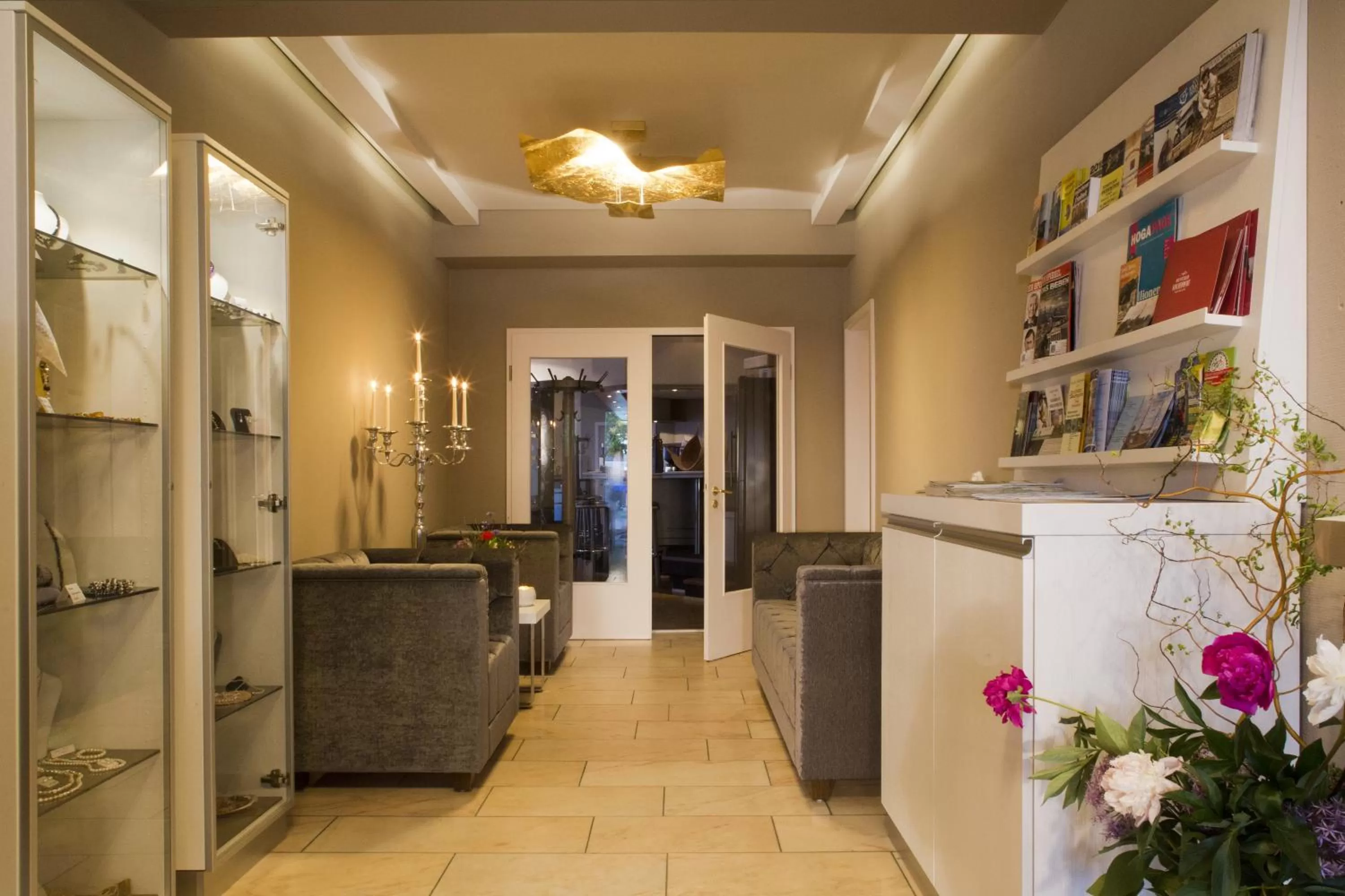 Lobby or reception in HafenHotel PommernYacht