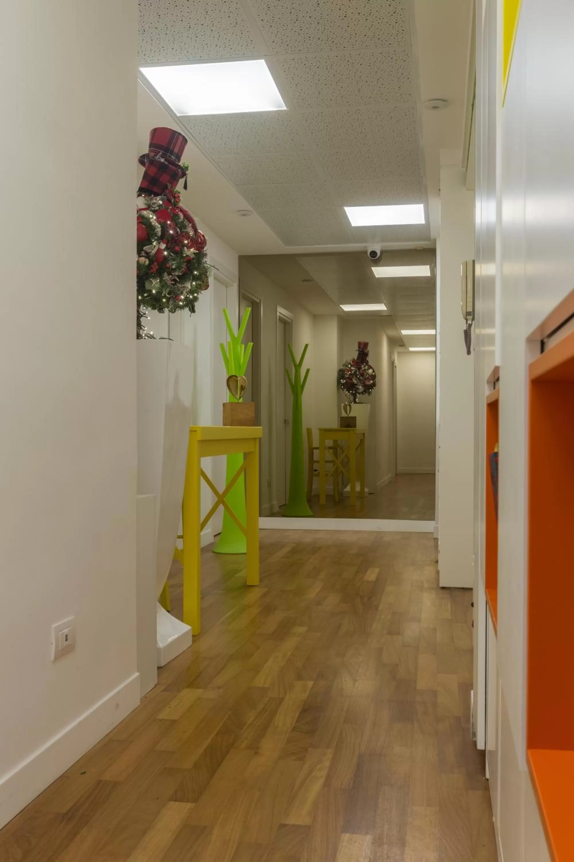 Lobby or reception in Soul City - by Pera Rooms Collection