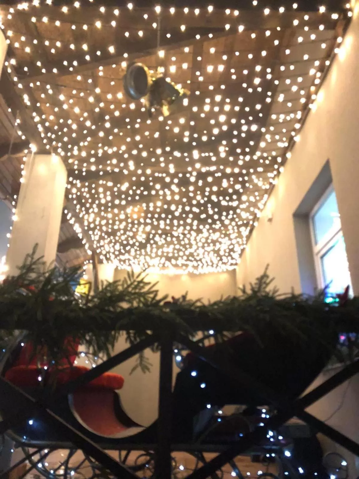 Restaurant/places to eat in Terem