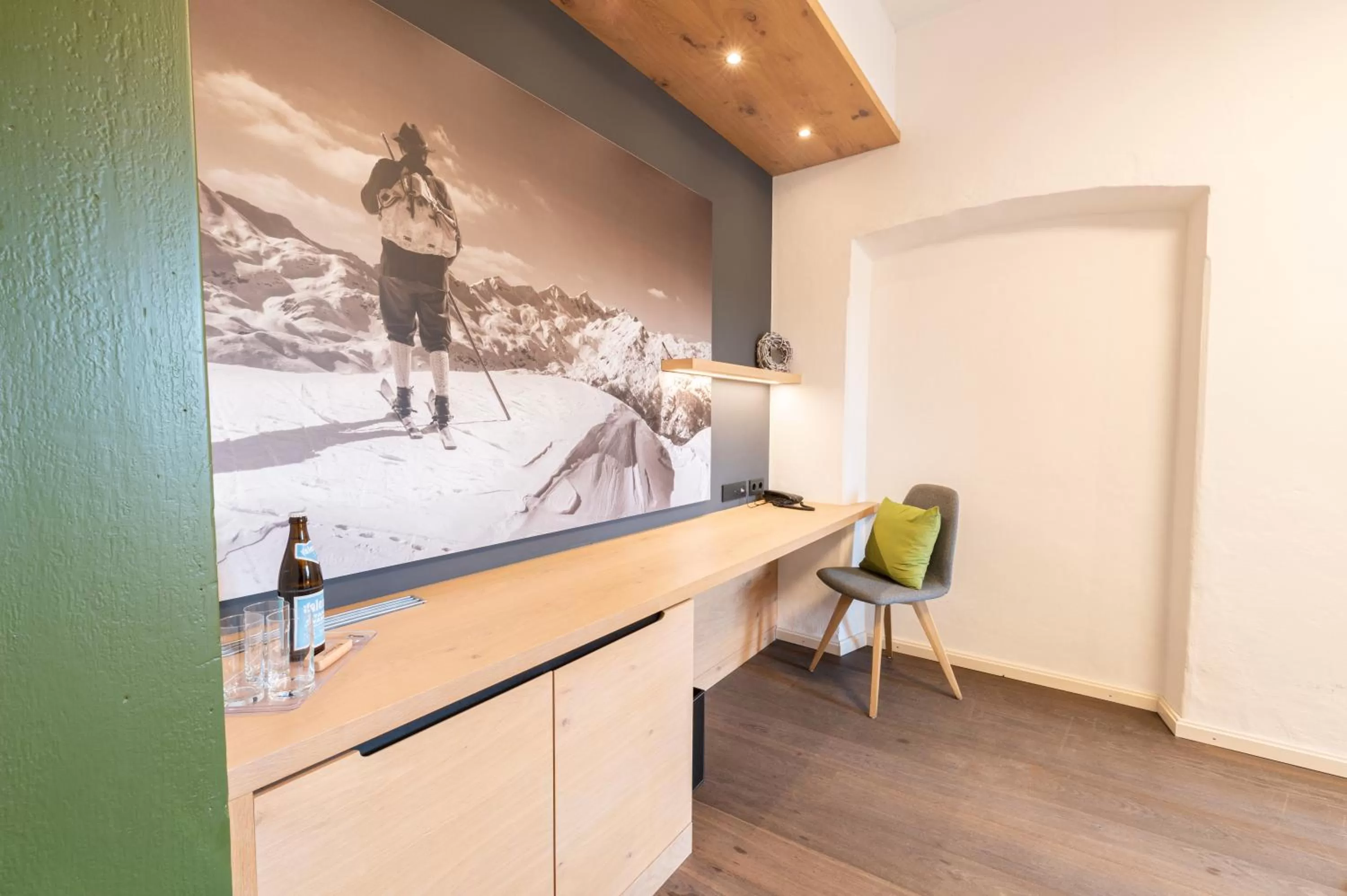 Seating area in LANDHOTEL ALTE ZOLLSTATION- Historical Building