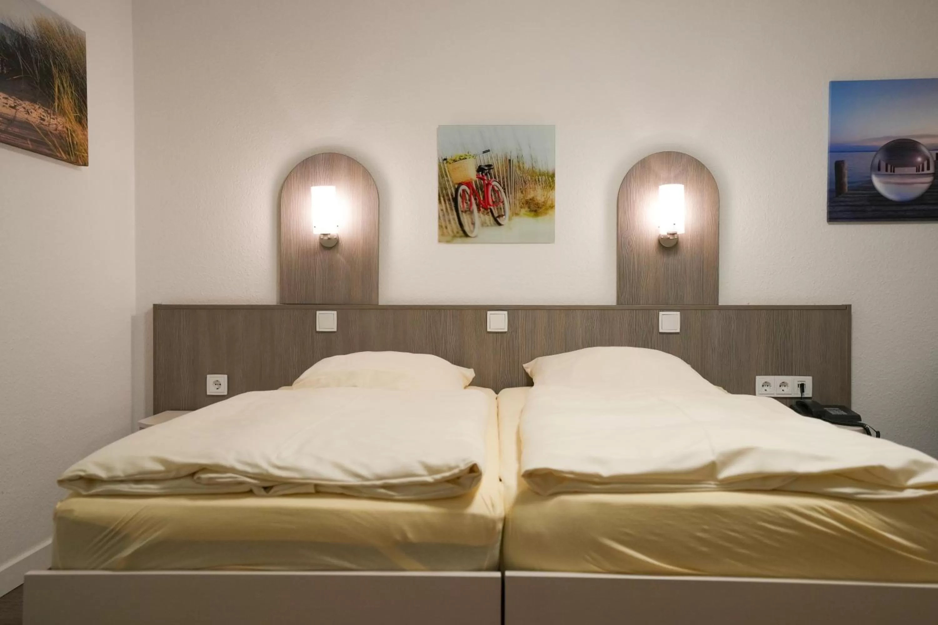 Bed in Hotel Lingemann