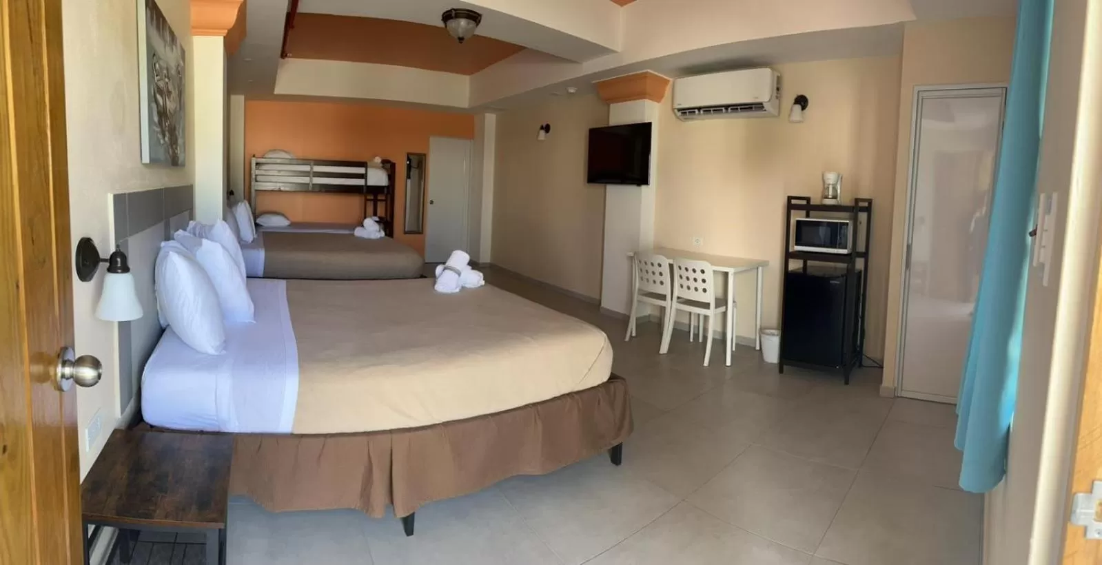 TV and multimedia, Bed in Aqua by Dreams Hotel