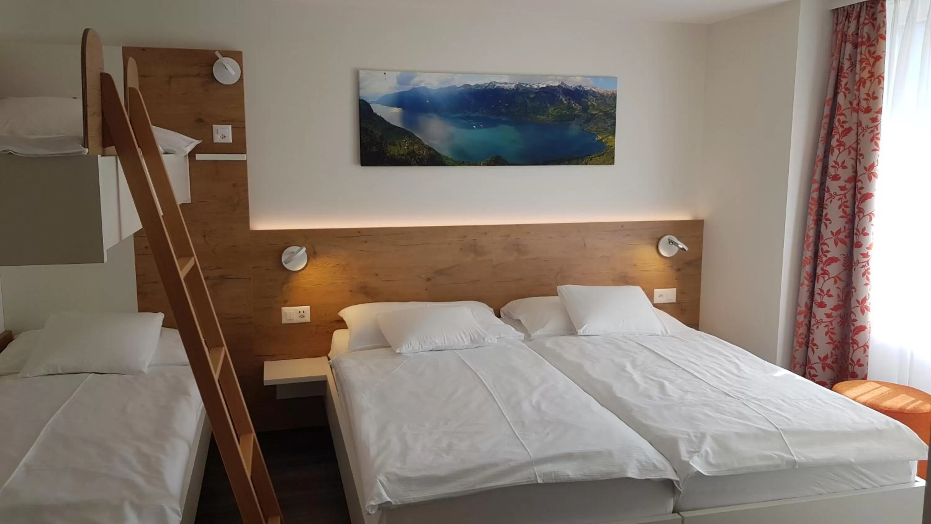 Photo of the whole room, Bed in Hotel Bernerhof