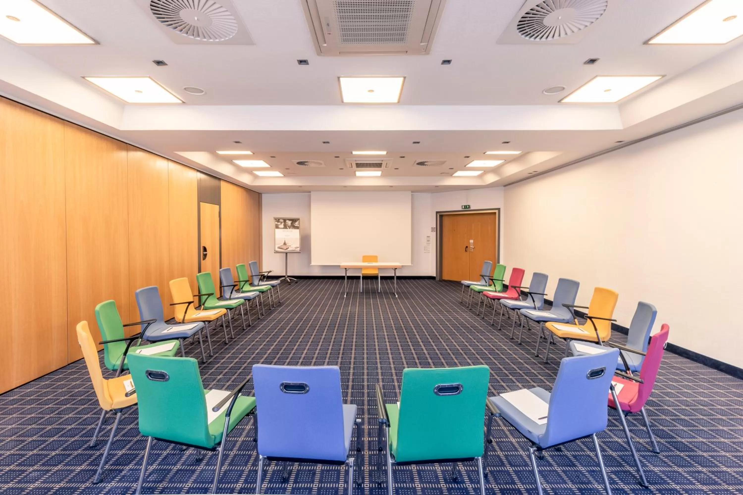 Meeting/conference room in Mercure Hotel Köln City Friesenstraße