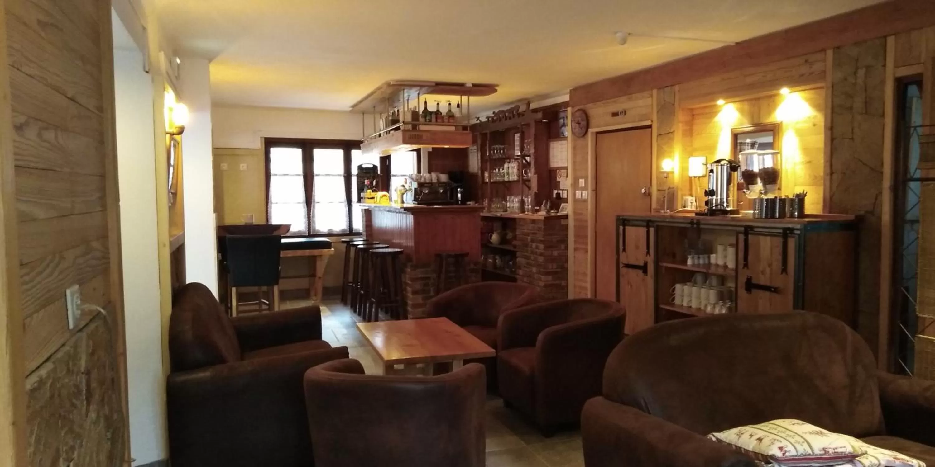 Restaurant/places to eat, Lounge/Bar in Le Dôme