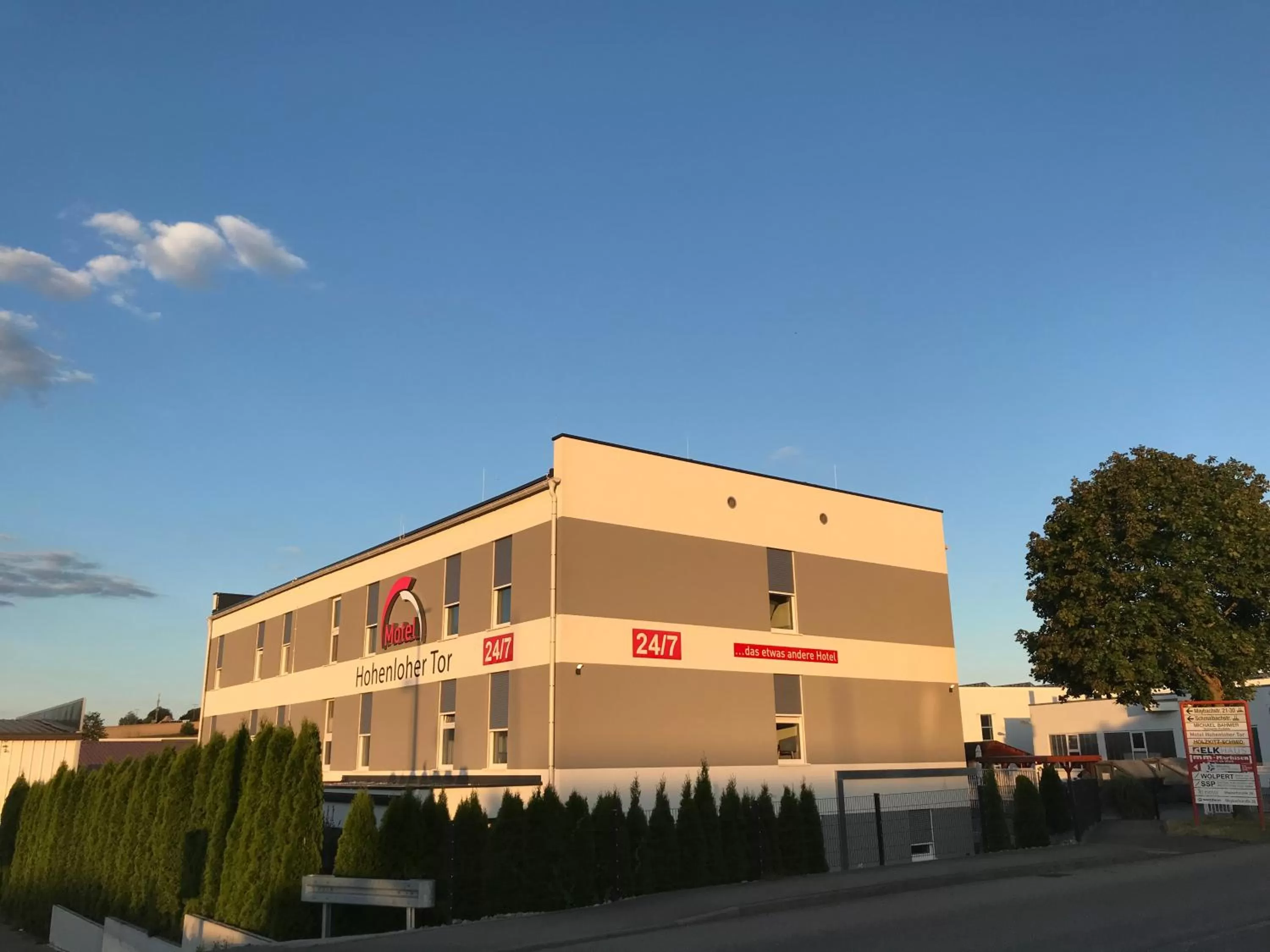 Facade/entrance, Property Building in Hotel Hohenloher Tor