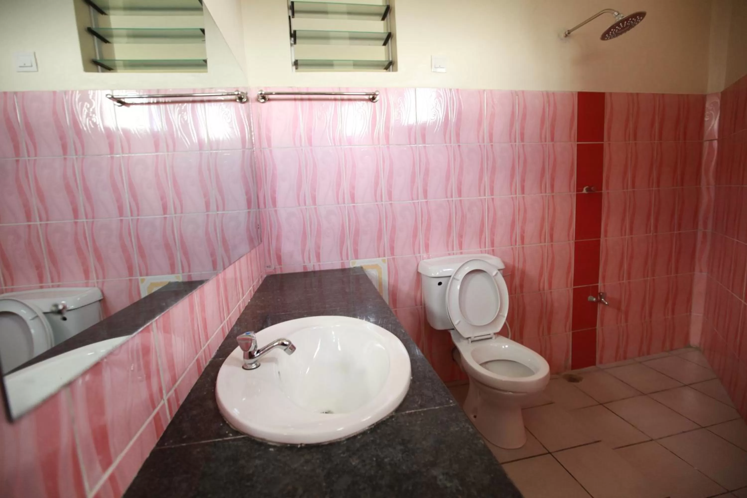 Bathroom in Coastgate Hotel