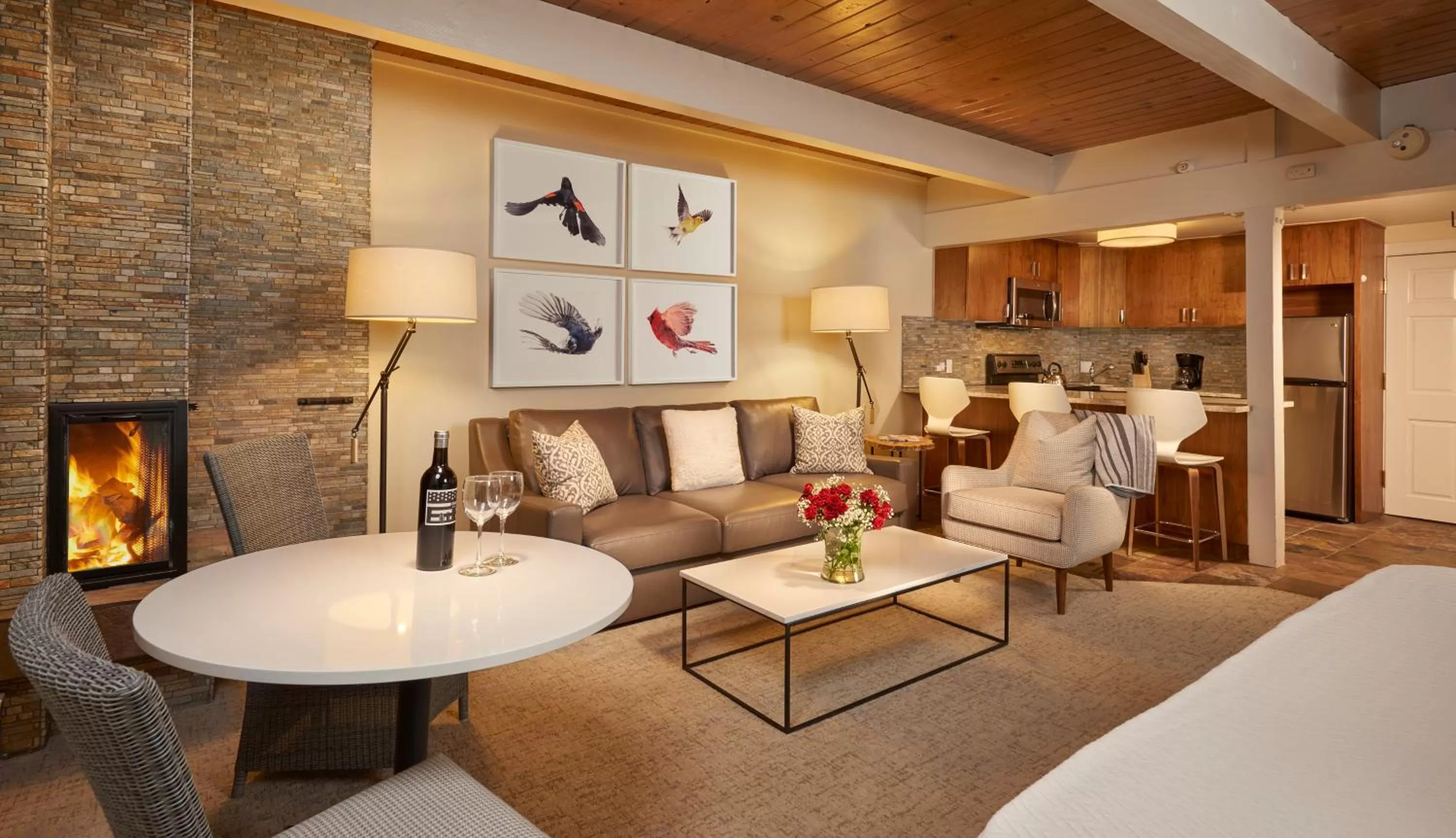 Kitchen or kitchenette in Aspen Square Condominium Hotel