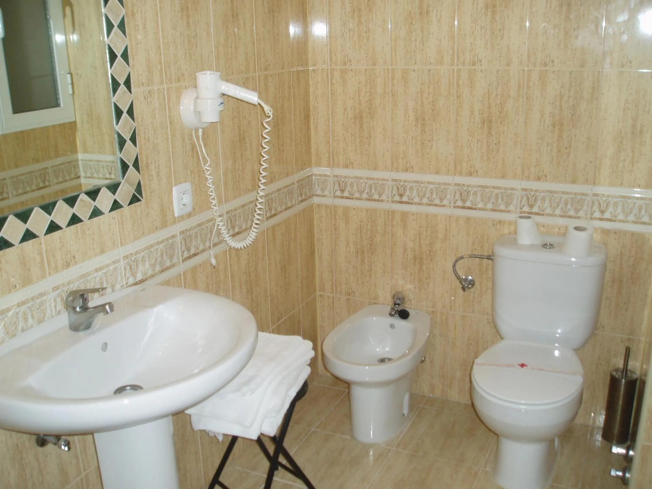 Bathroom in Hotel Manzanares