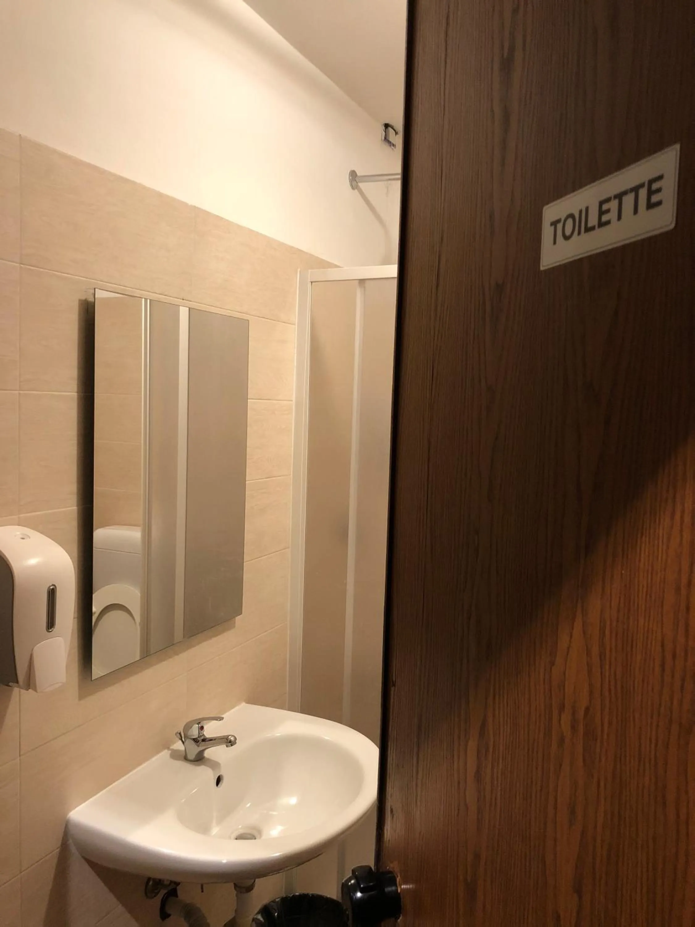 Toilet in Albergo Corvetto Corso Lodi