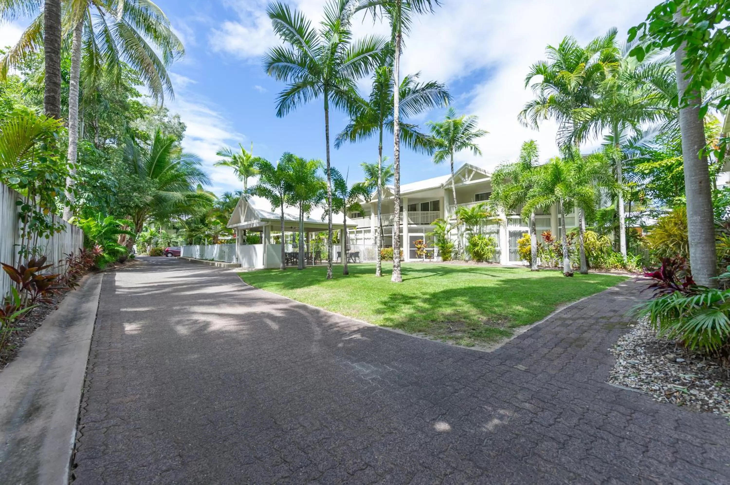 Facade/entrance in Tropical Nites Holiday Townhouses