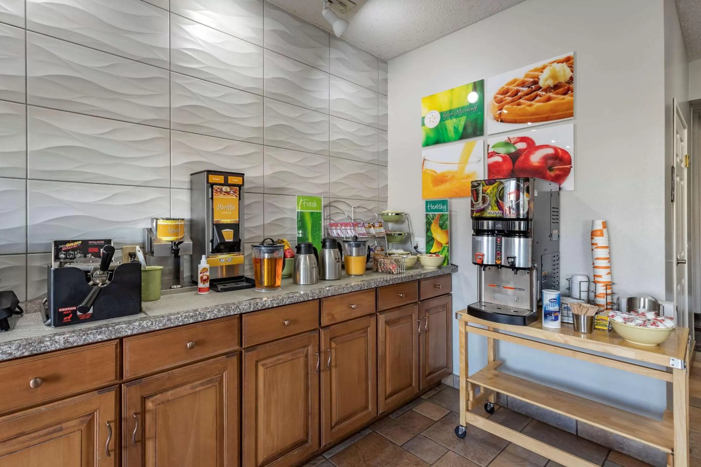 Restaurant/places to eat in Quality Inn Kirksville