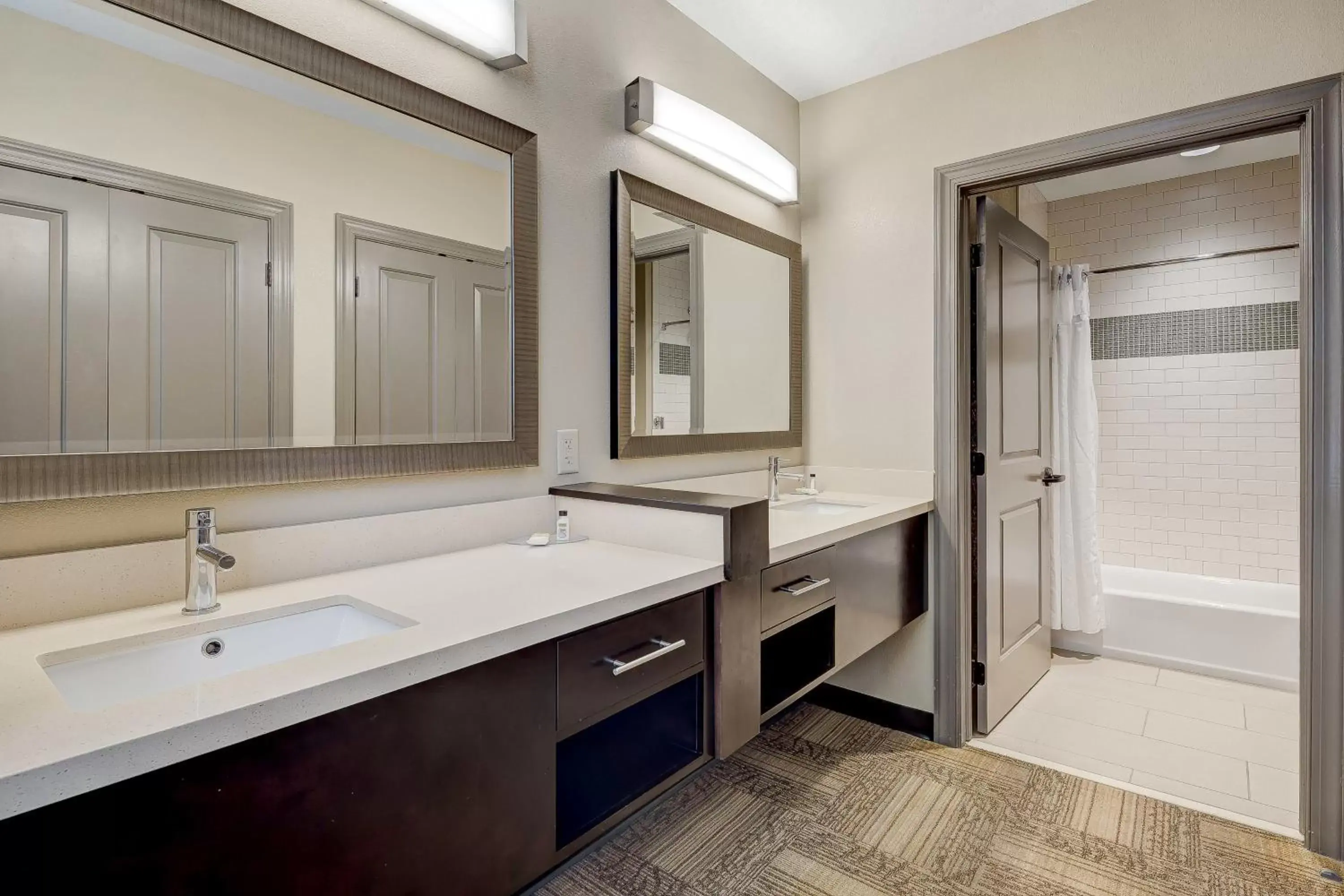 One-Bedroom Queen Suite in Staybridge Suites Baltimore - Inner Harbor by IHG One-Bedroom Queen Suite in Staybridge Suites Baltimore - Inner Harbor by IHG