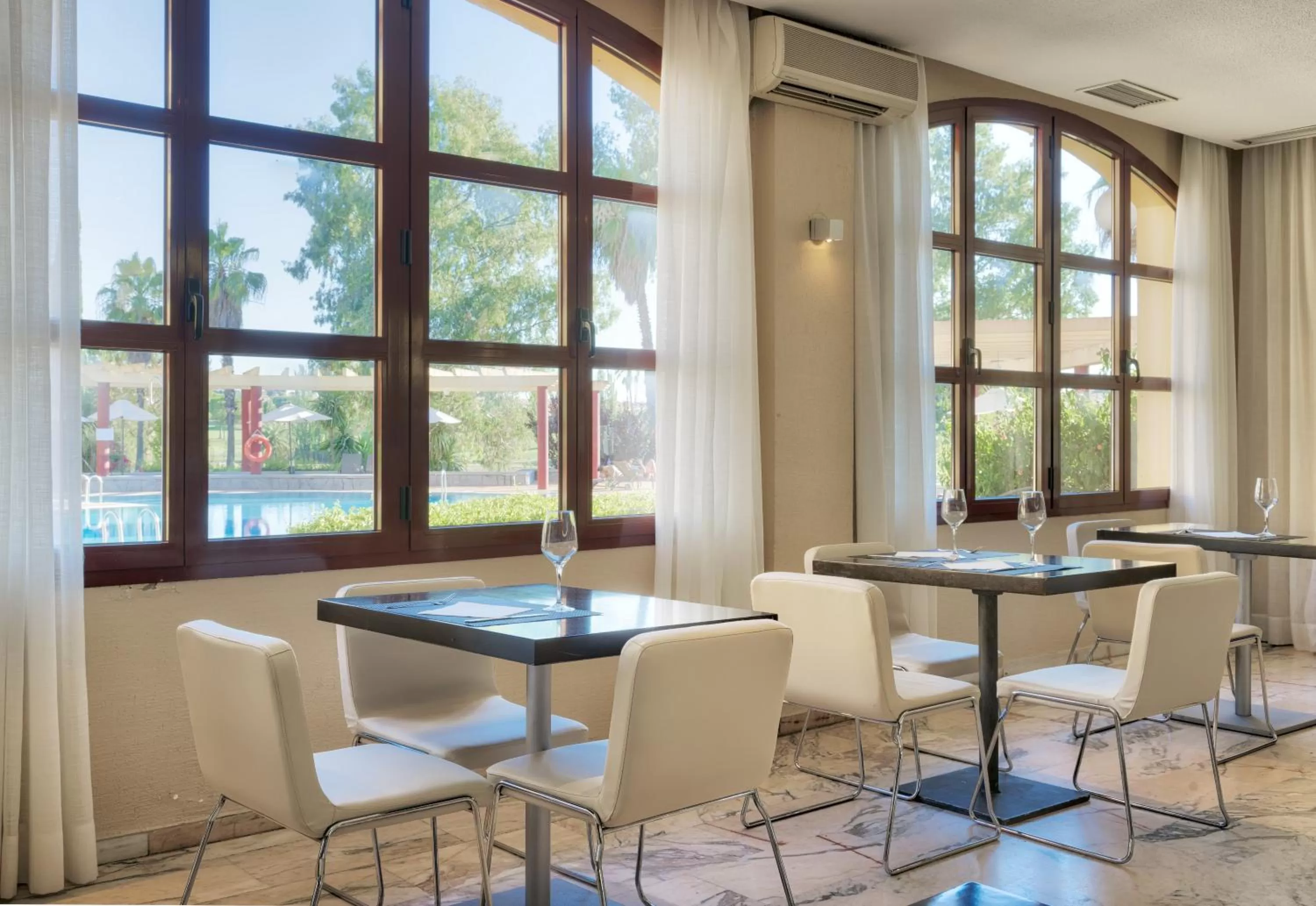 Restaurant/places to eat in Ilunion Golf Badajoz