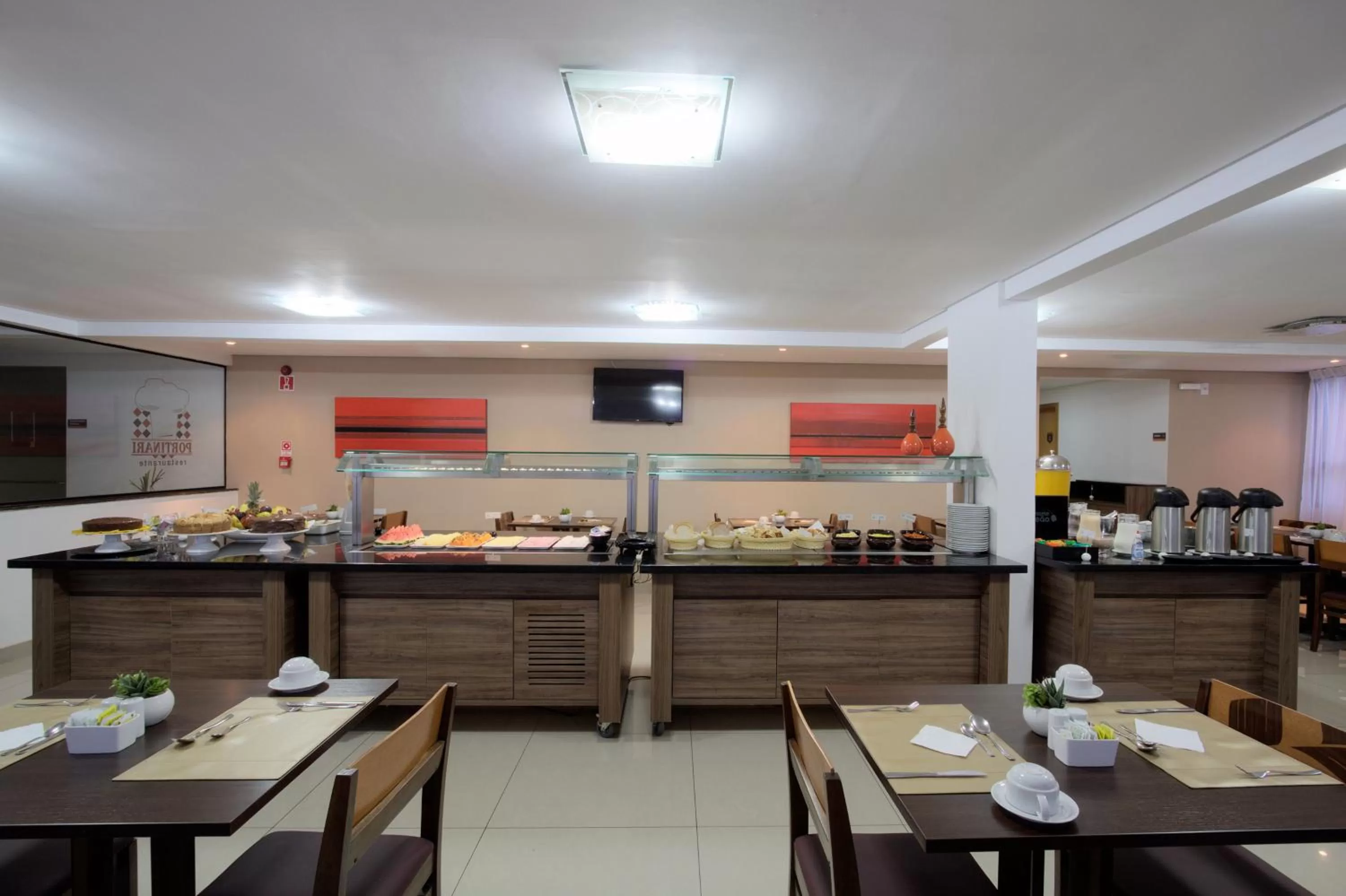 Restaurant/places to eat in Stop Inn Plus Pampulha