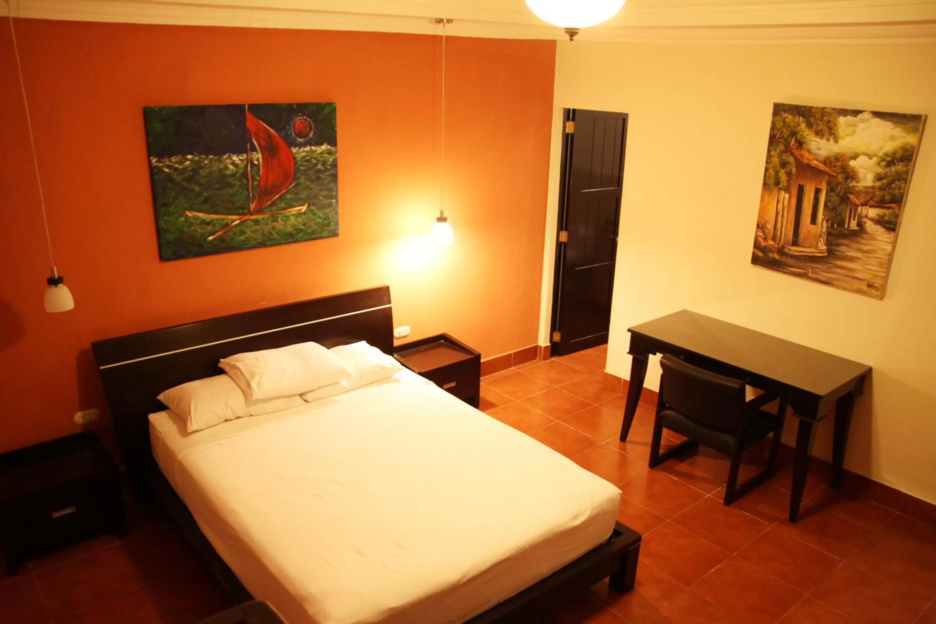 Photo of the whole room, Bed in Hotel Los Altos Esteli