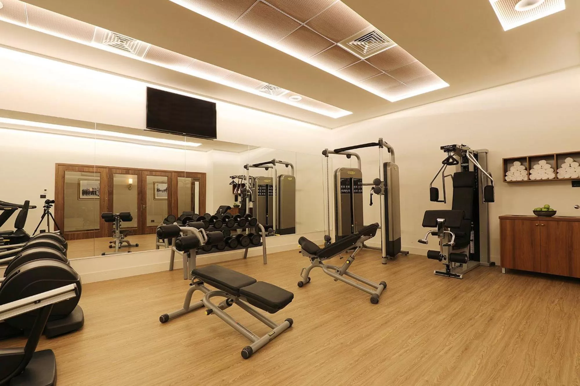 Fitness centre/facilities in Herbert Samuel Opera Tel Aviv