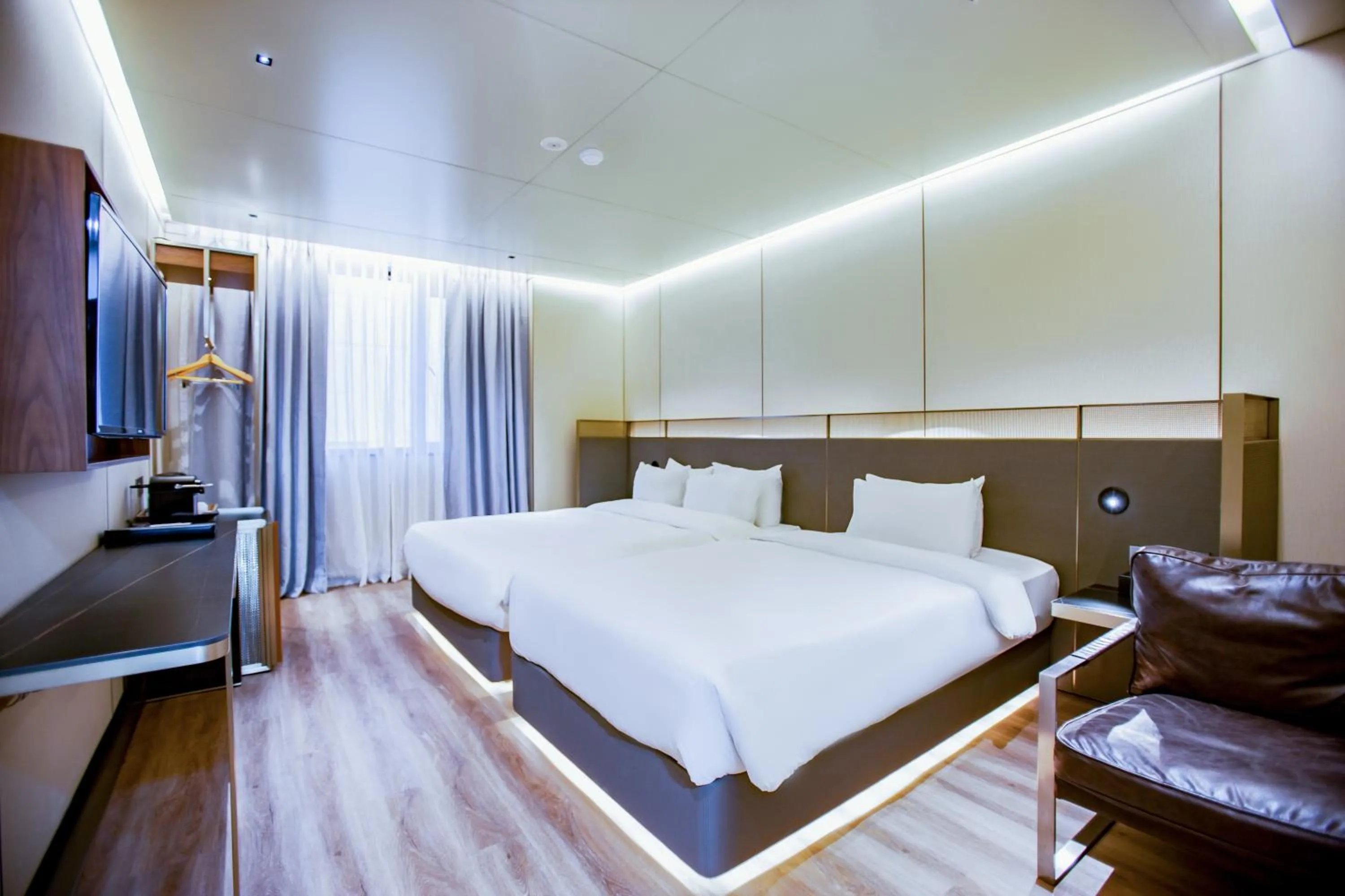 Photo of the whole room in Amber Hotel Jeju