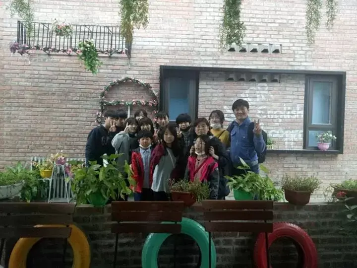 Queen Room with Garden View in Almor Hostel With Pool in right center Queen Room with Garden View in Almor Hostel With Pool in right center